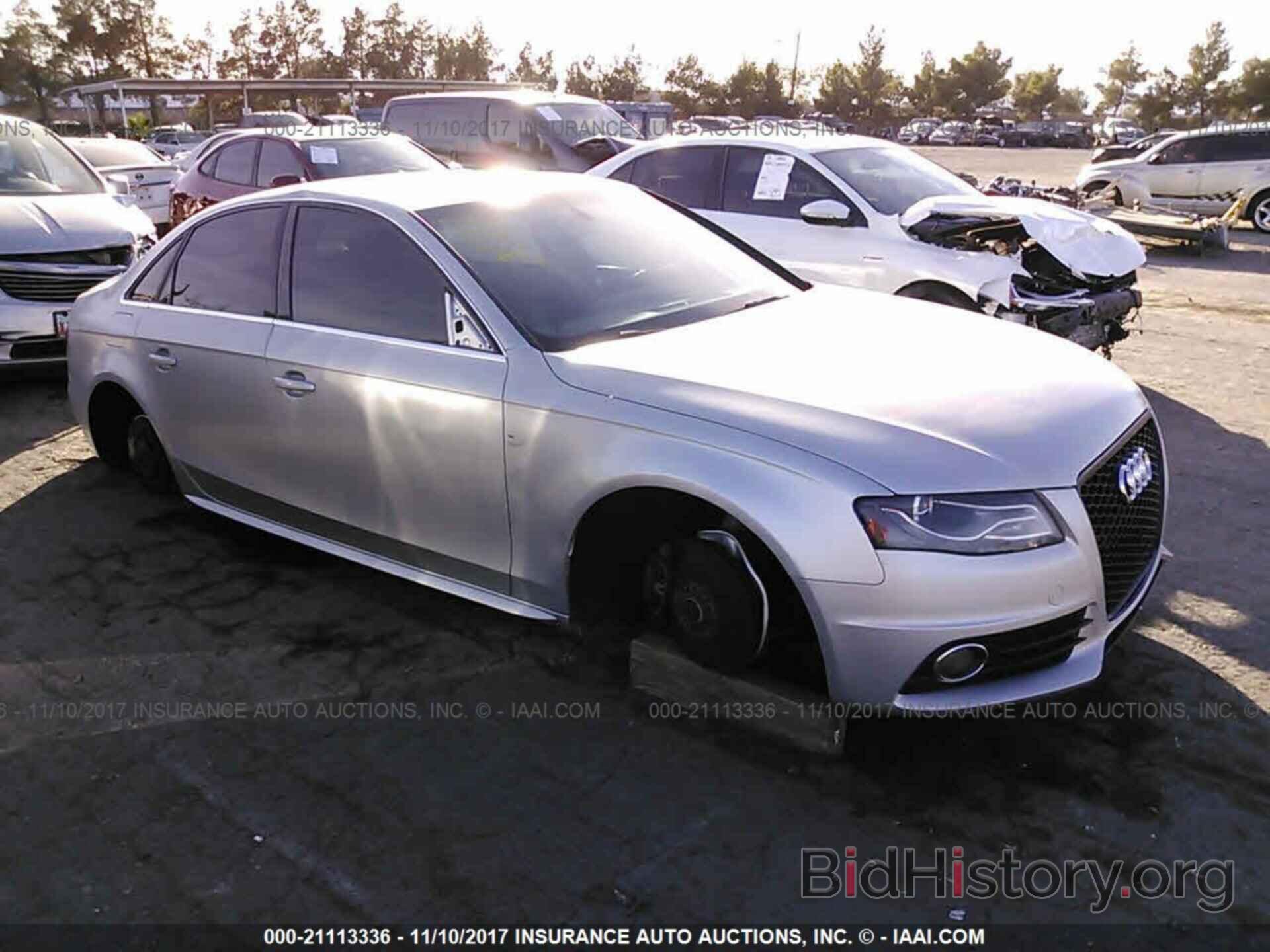 Фотография WAUBGAFL8CA112262 - Audi S4 2012