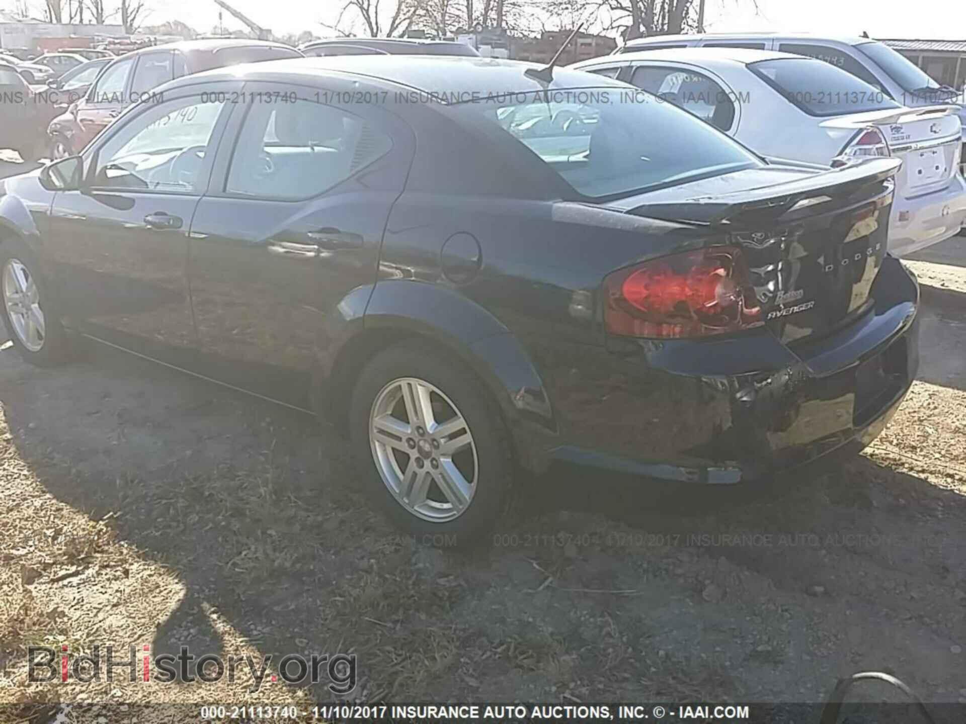 2011 Dodge Avenger - VIN: 1B3BD1FBXBN565116 - Фото 3