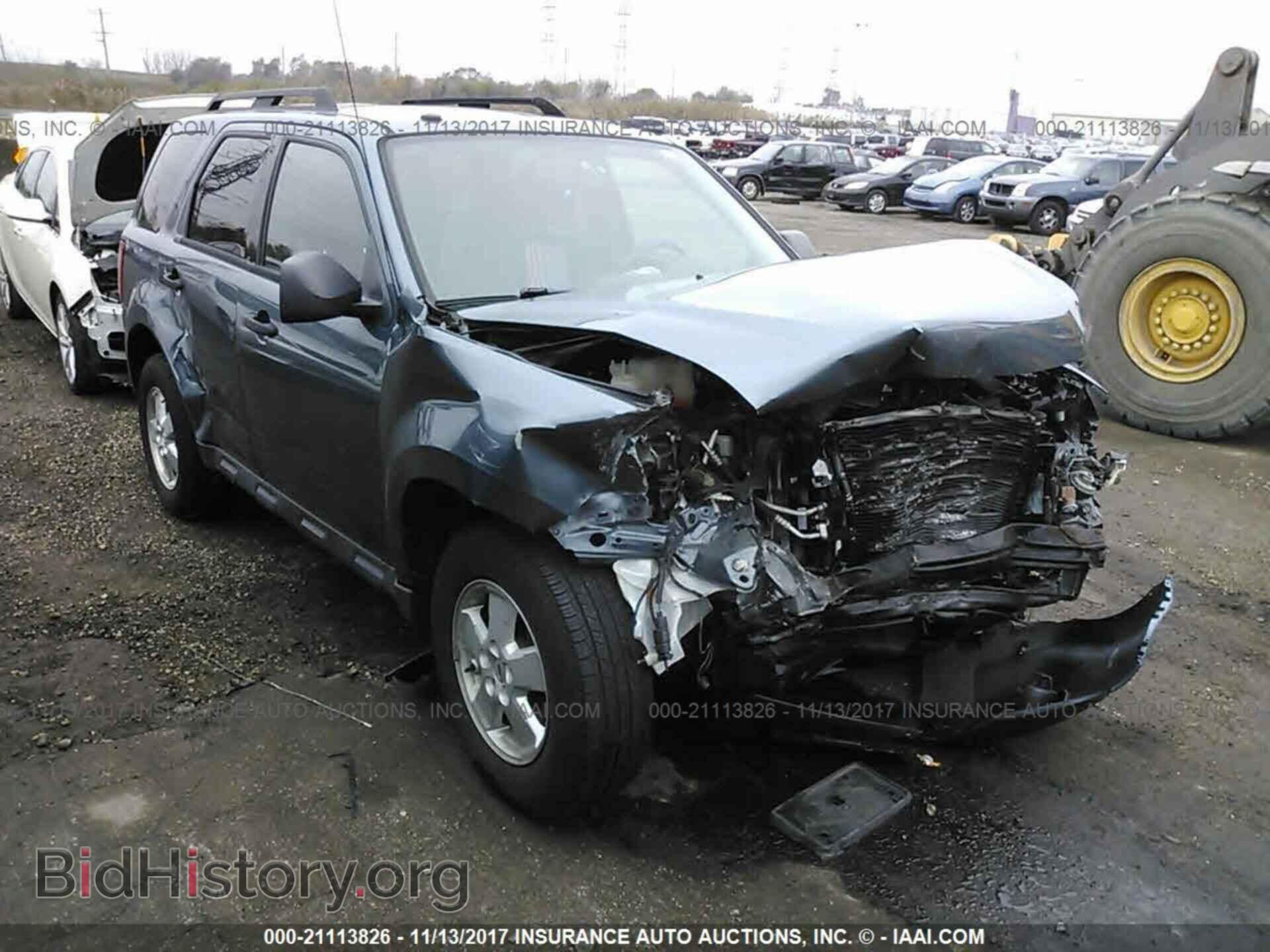 Photo 1FMCU0D78BKA67683 - Ford Escape 2011