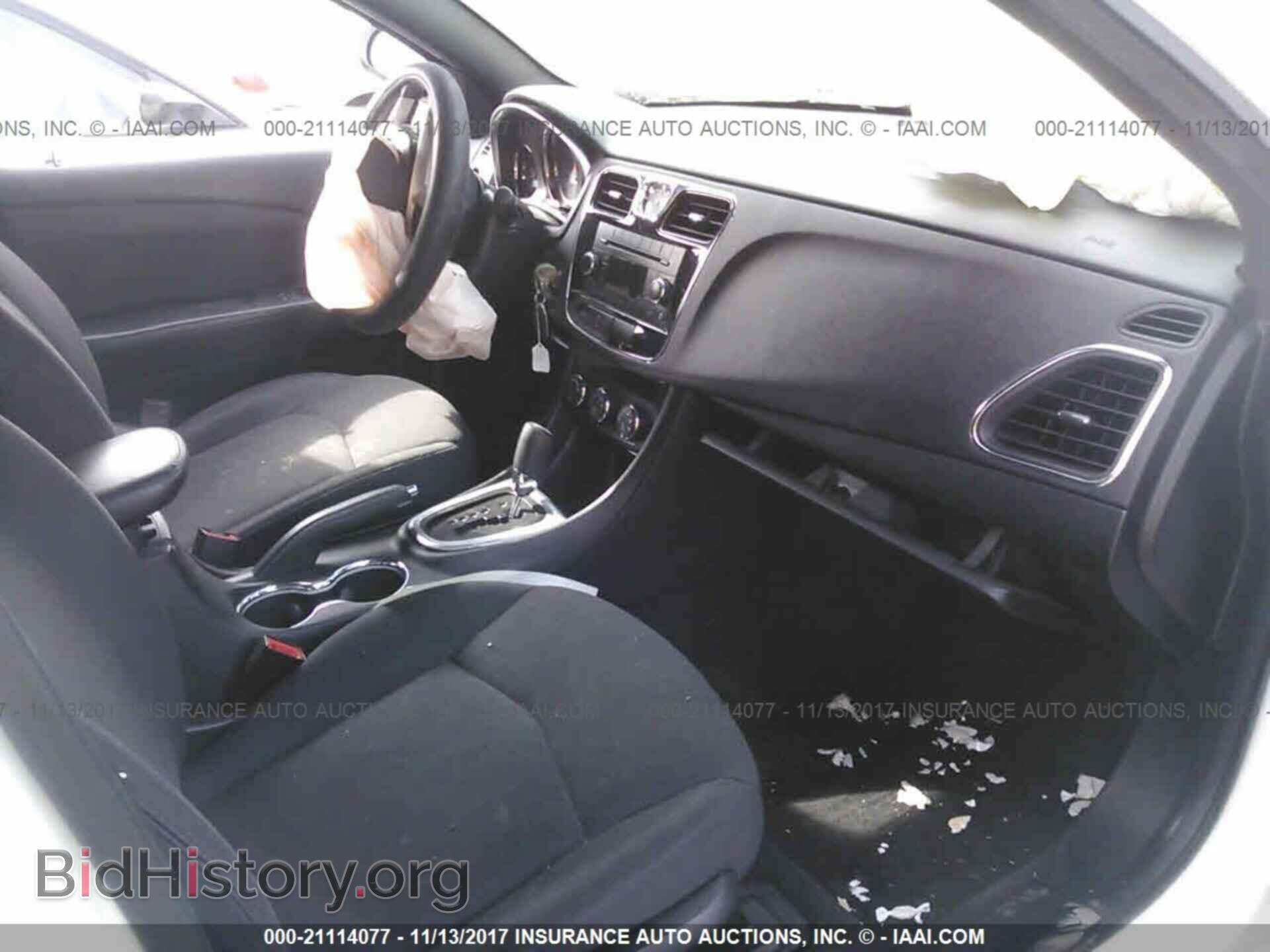 2013 Chrysler 200 - VIN: 1C3CCBBB4DN735558 - Photo 5