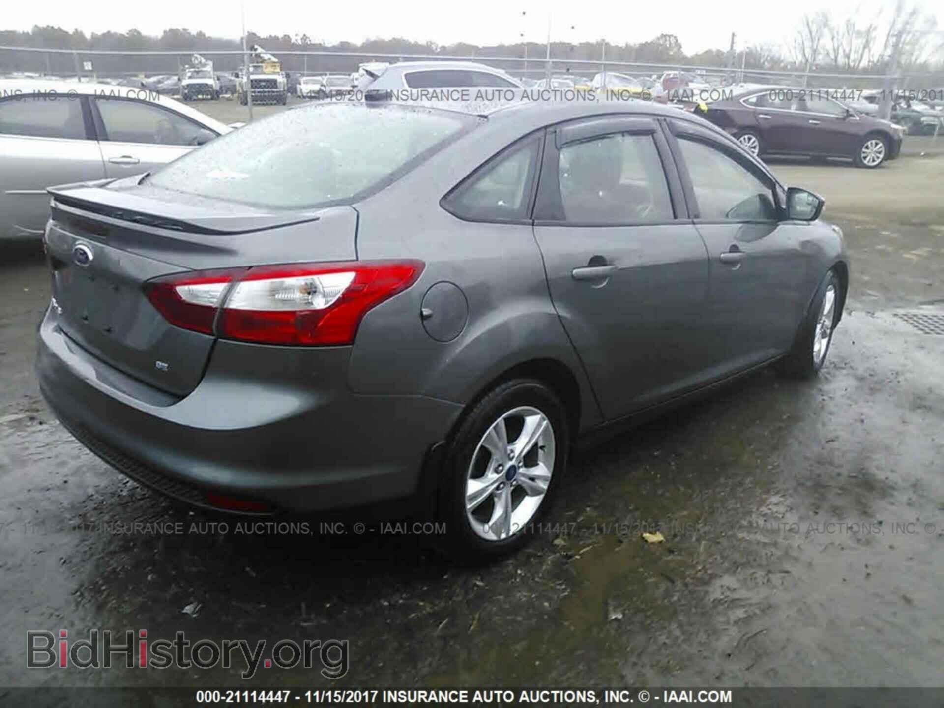 2012 Ford Focus - VIN: 1FAHP3F27CL320093 - Photo 4