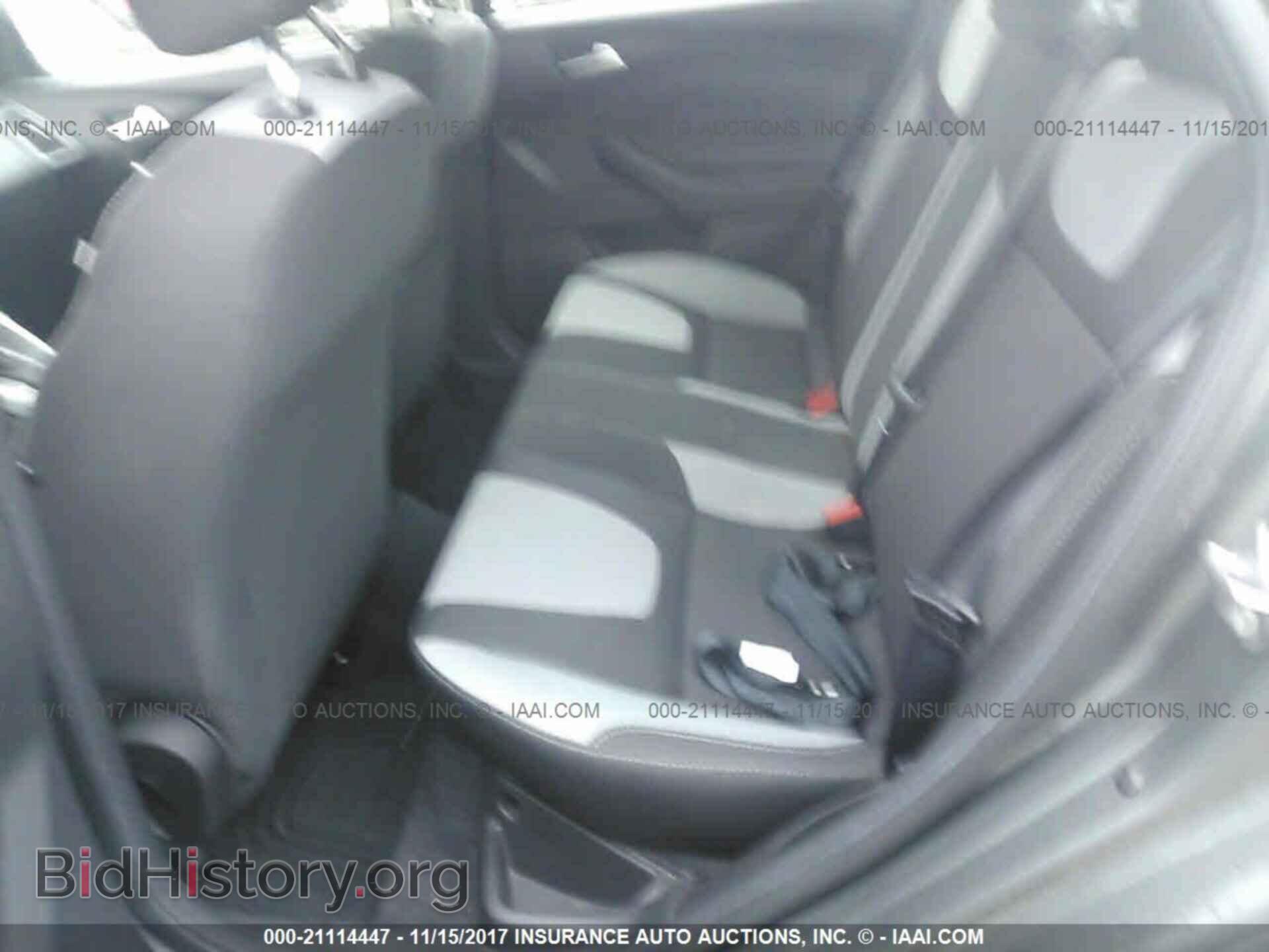 2012 Ford Focus - VIN: 1FAHP3F27CL320093 - Photo 8