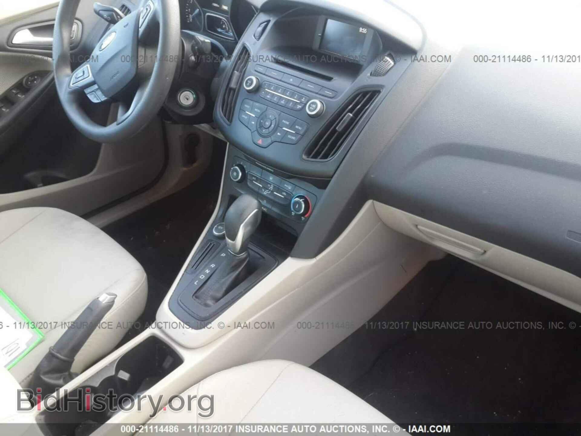 2017 Ford Focus - VIN: 1FADP3F28HL215164 - Фото 5