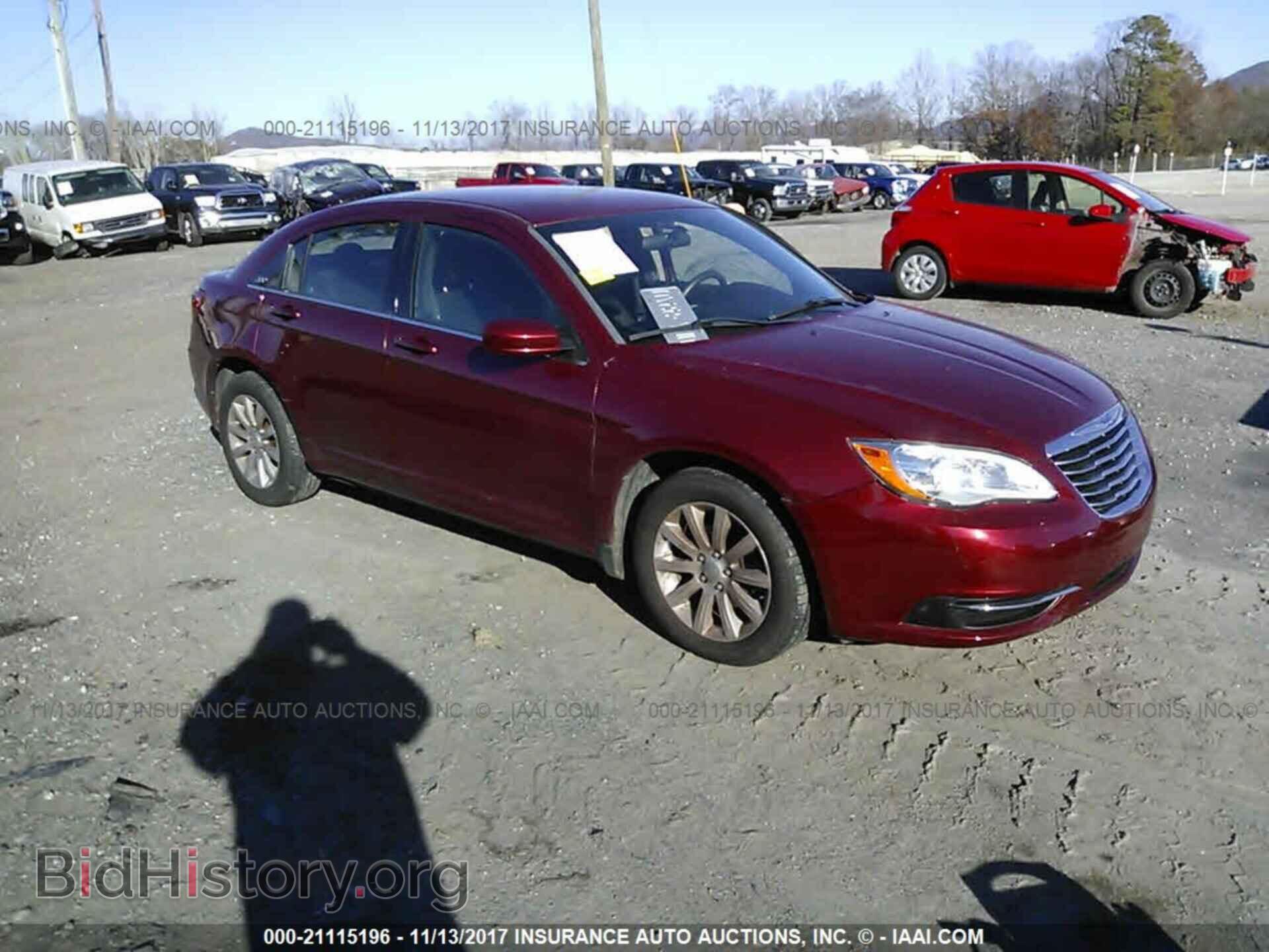 Photo 1C3CCBBB0DN687136 - Chrysler 200 2013