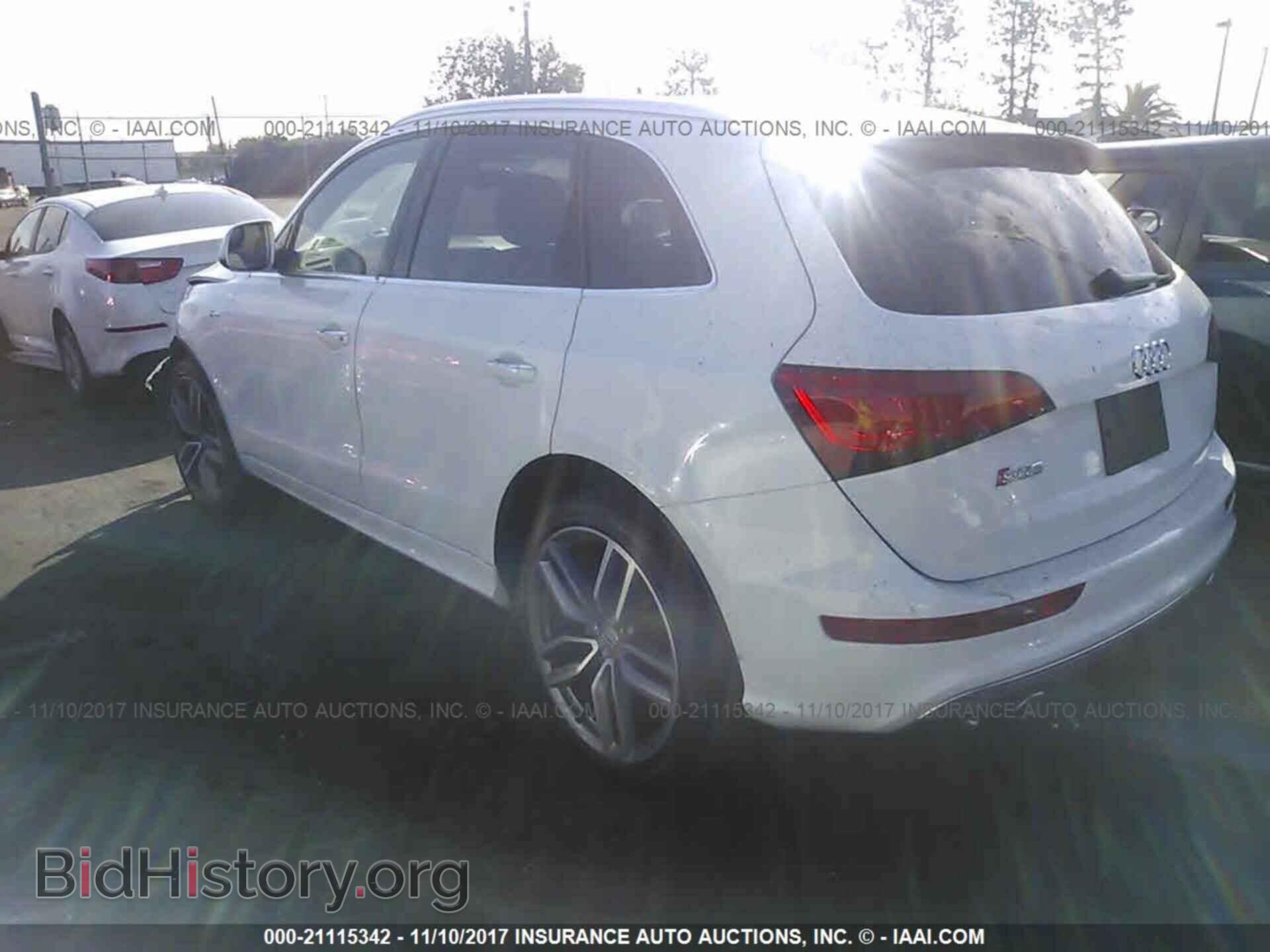2016 Audi Sq5 - VIN: WA1CCAFP9GA102278 - Фото 3