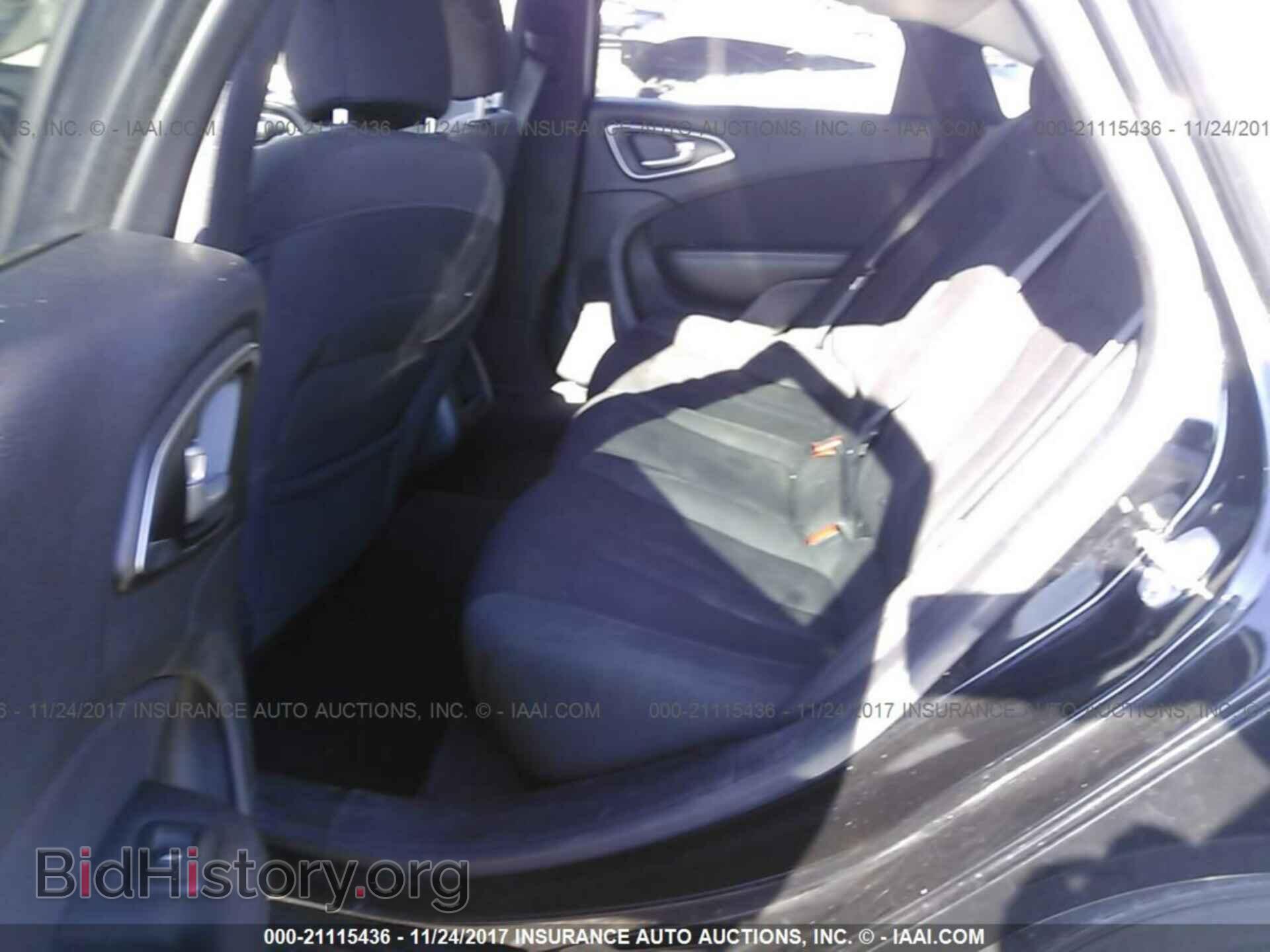 2015 Chrysler 200 - VIN: 1C3CCCAB1FN751212 - Photo 8