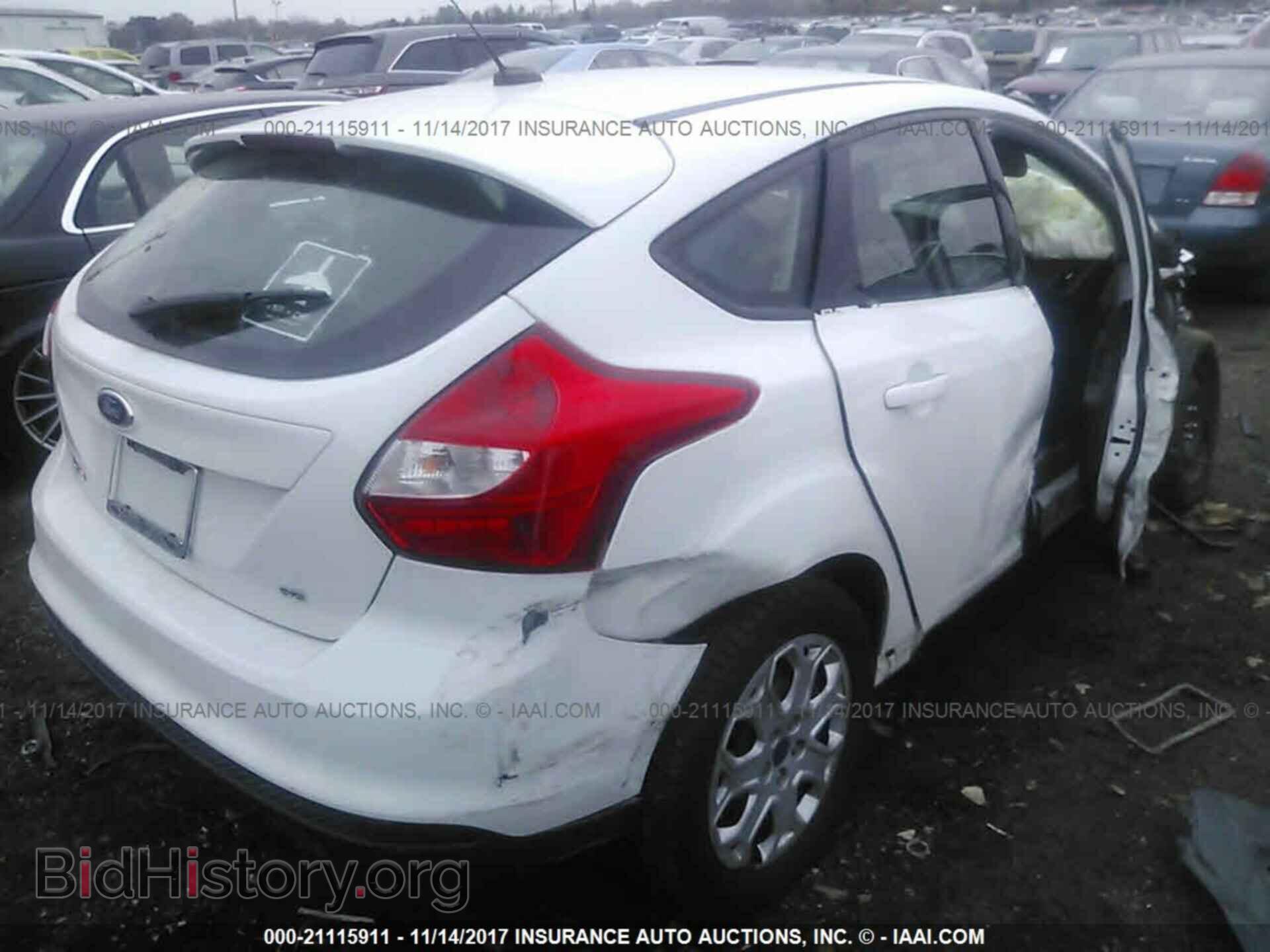 2012 Ford Focus - VIN: 1FAHP3K22CL344002 - Photo 4