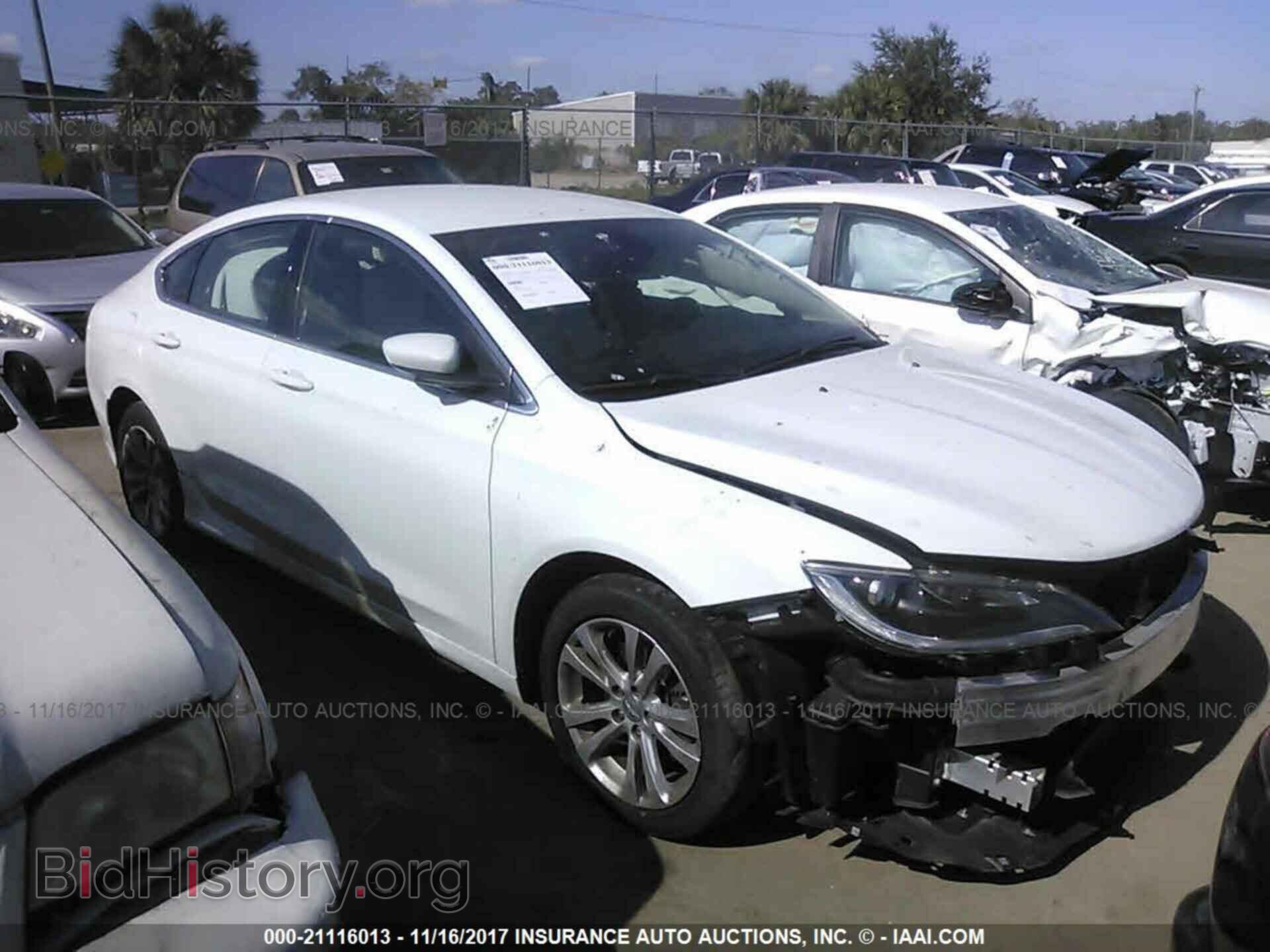Photo 1C3CCCAB6FN724071 - Chrysler 200 2015