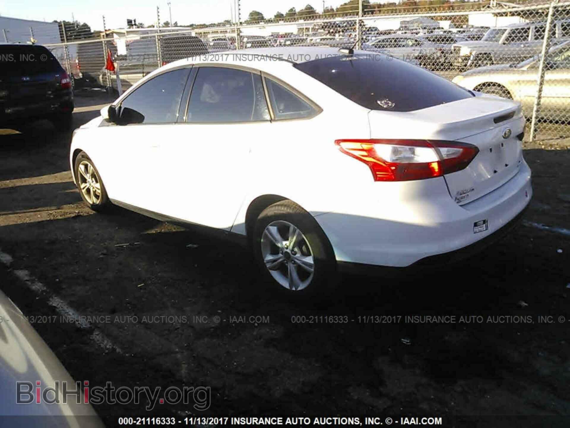 2013 Ford Focus - VIN: 1FADP3F25DL203242 - Фото 3
