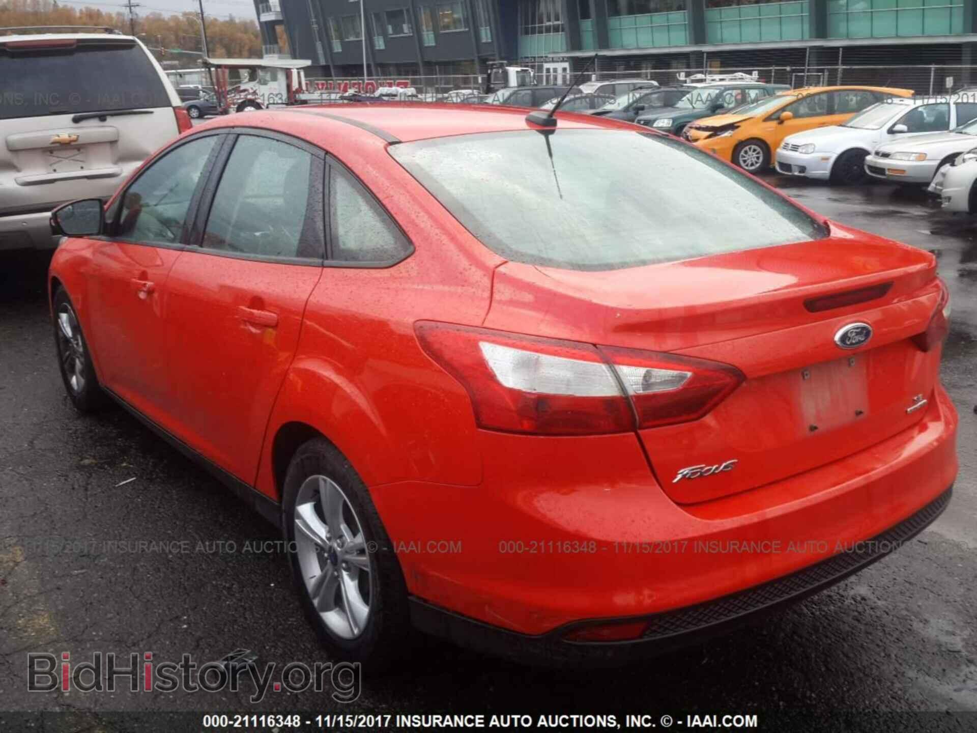 2014 Ford Focus - VIN: 1FADP3F22EL312744 - Photo 3