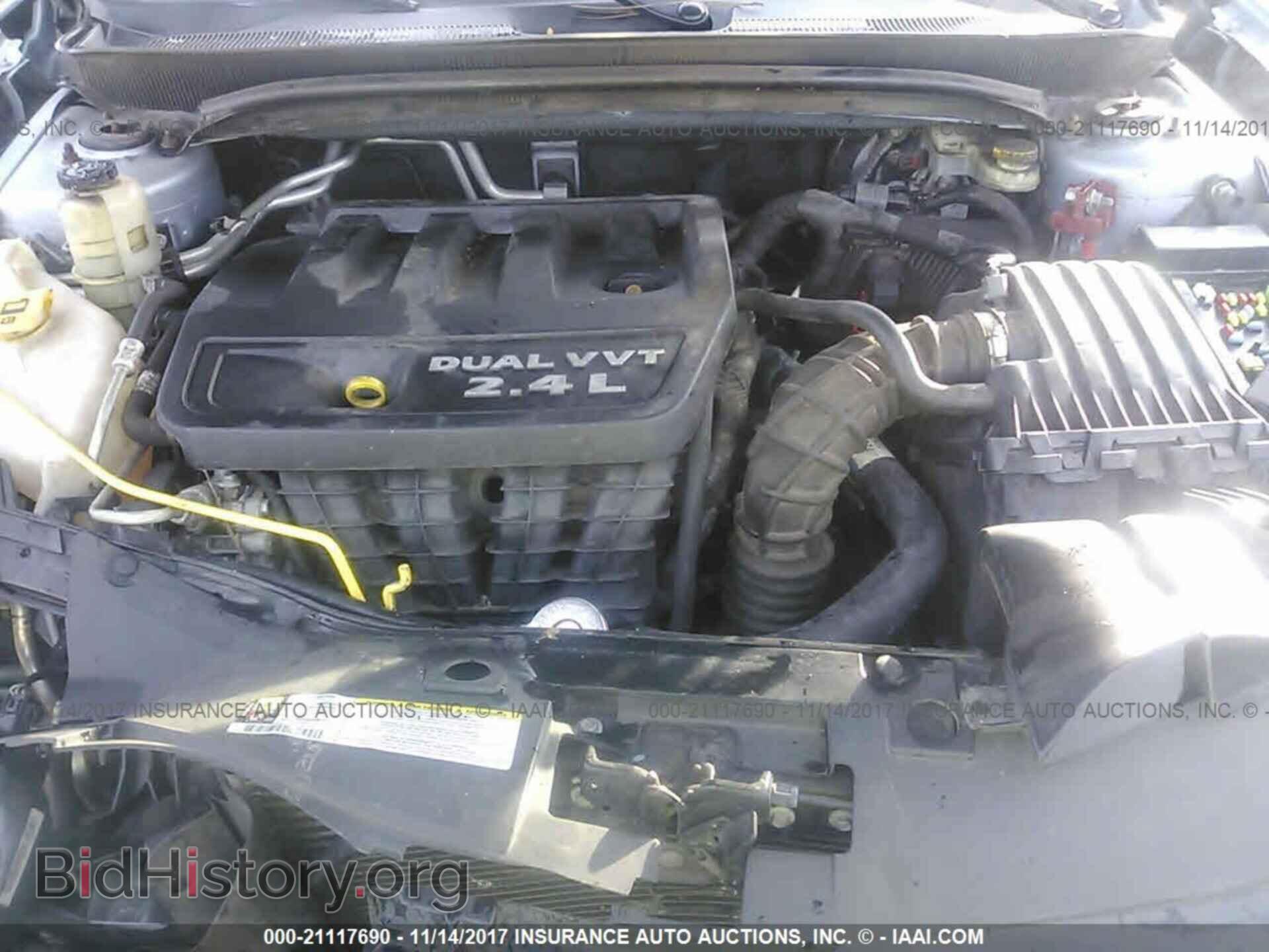 2013 Chrysler 200 - VIN: 1C3CCBBB4DN593440 - Фото 10