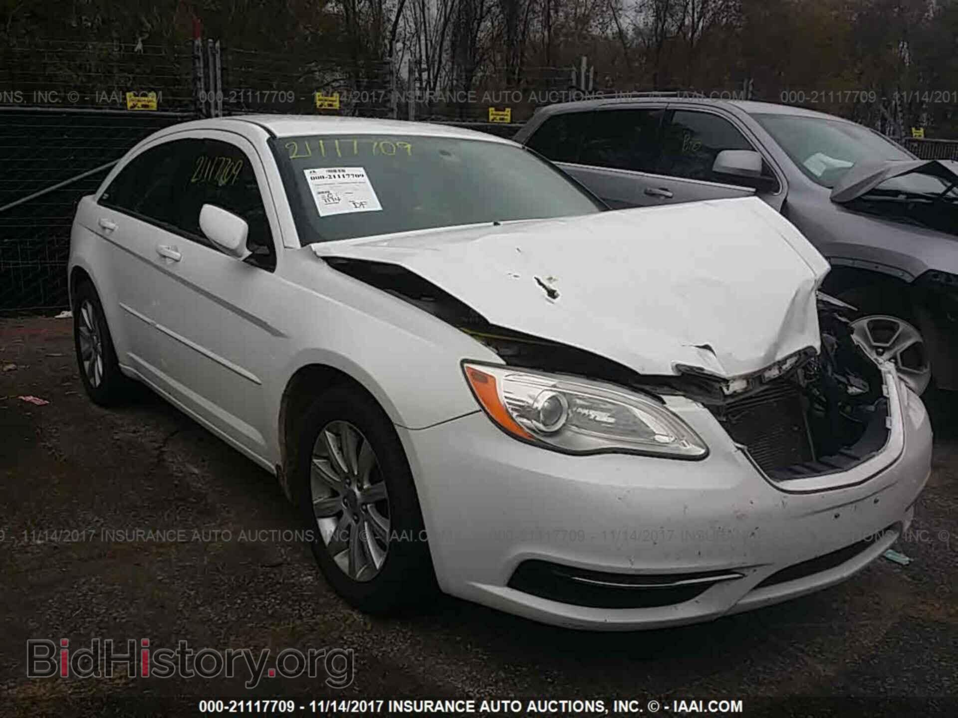 Photo 1C3CCBBG1DN678814 - Chrysler 200 2013