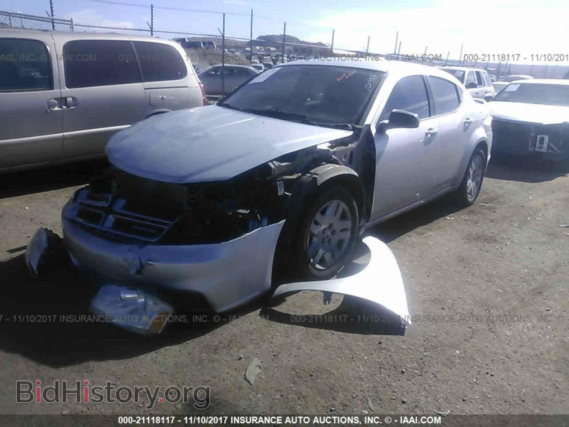 2011 Dodge Avenger - VIN: 1B3BD4FB2BN588231 - Photo 2