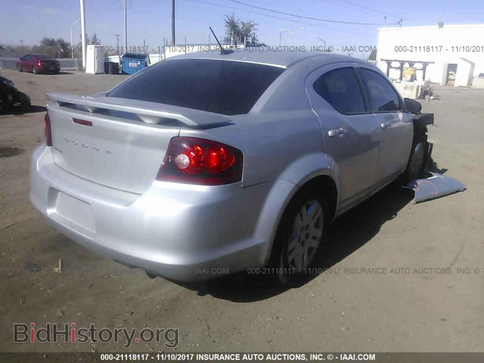 2011 Dodge Avenger - VIN: 1B3BD4FB2BN588231 - Photo 4
