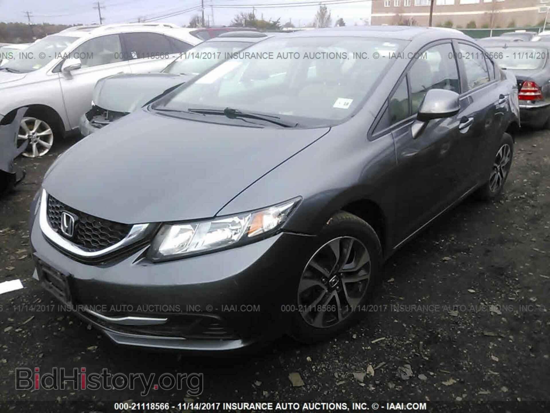 2013 Honda Civic - VIN: 19XFB2F81DE255654 - Фото 2