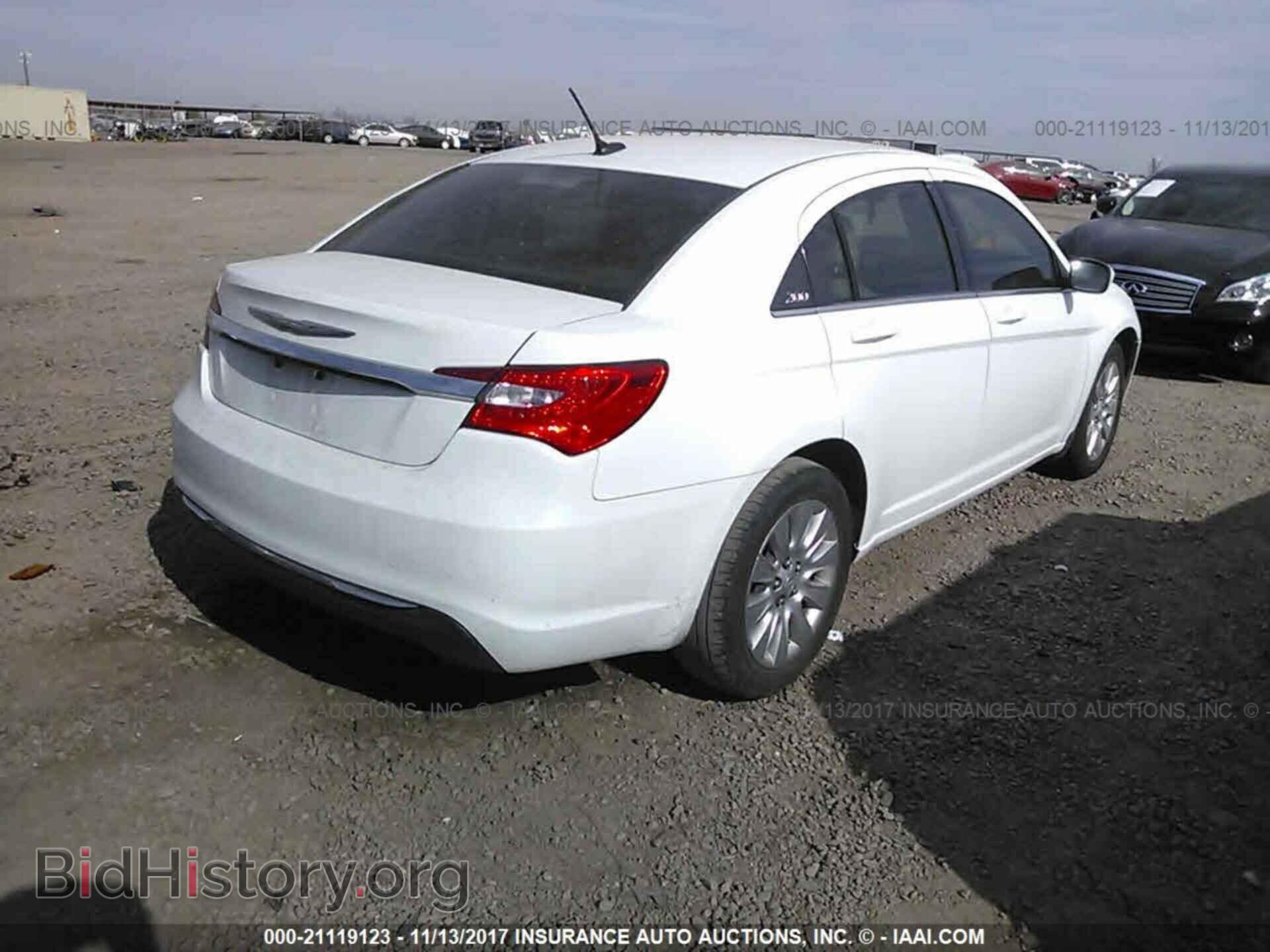 2012 Chrysler 200 - VIN: 1C3CCBAB3CN192669 - Photo 4