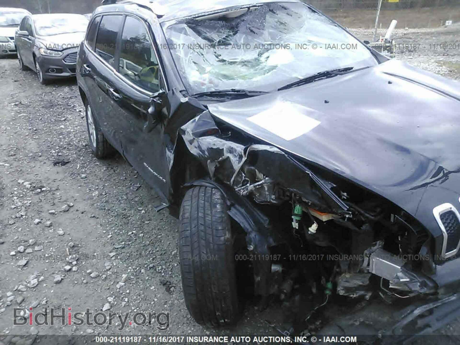 2014 Jeep Cherokee - VIN: 1C4PJMCB2EW299592 - Photo 6