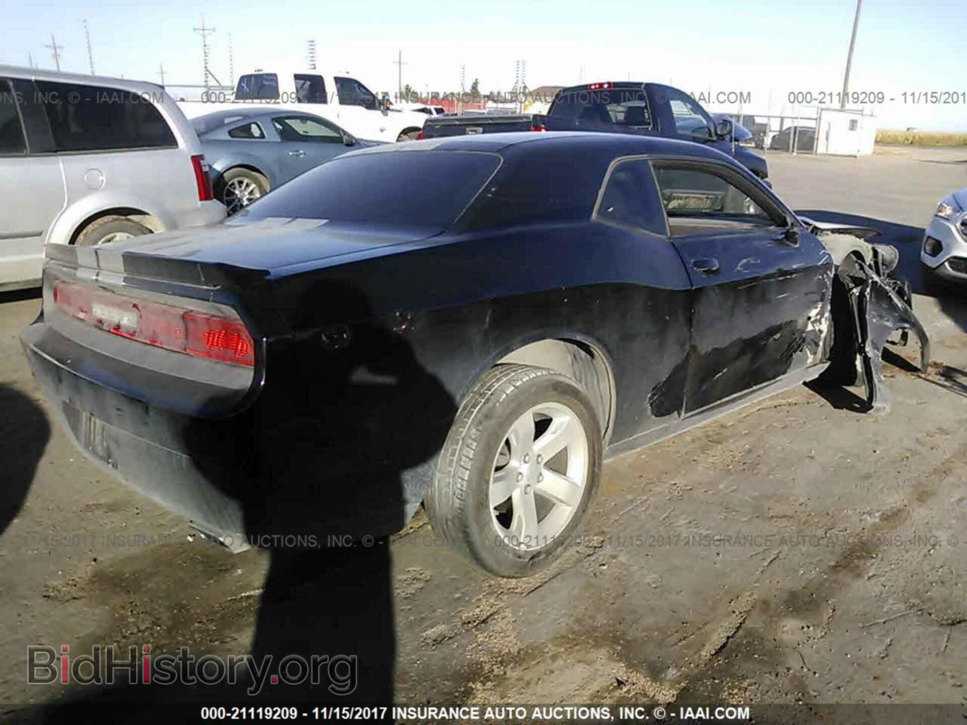 2014 Dodge Challenger - VIN: 2C3CDYAG3EH149408 - Photo 4