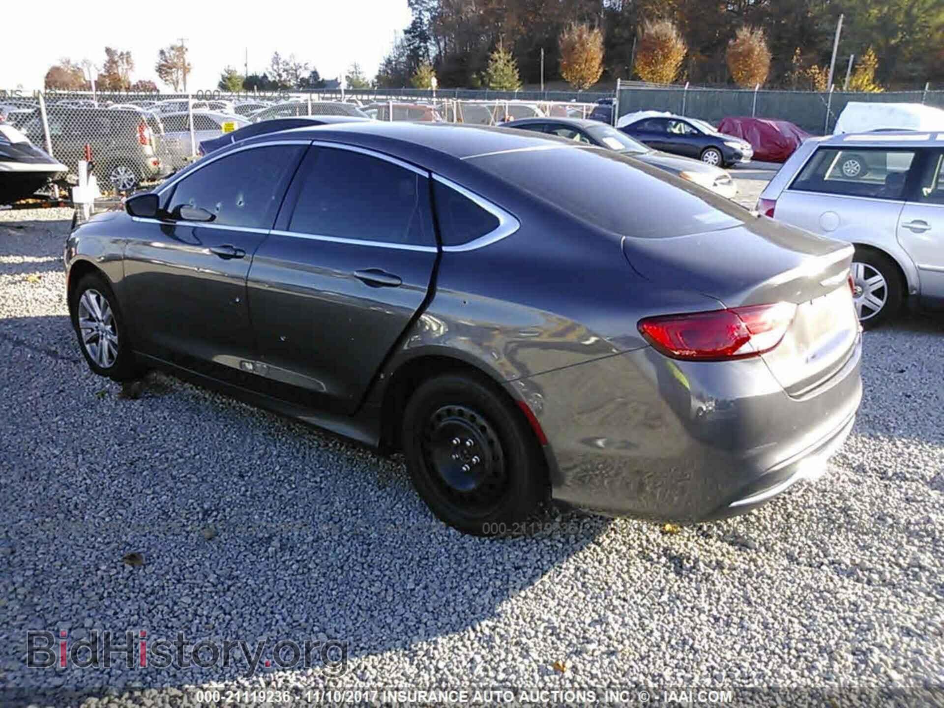 2015 Chrysler 200 - VIN: 1C3CCCAB7FN685720 - Photo 3