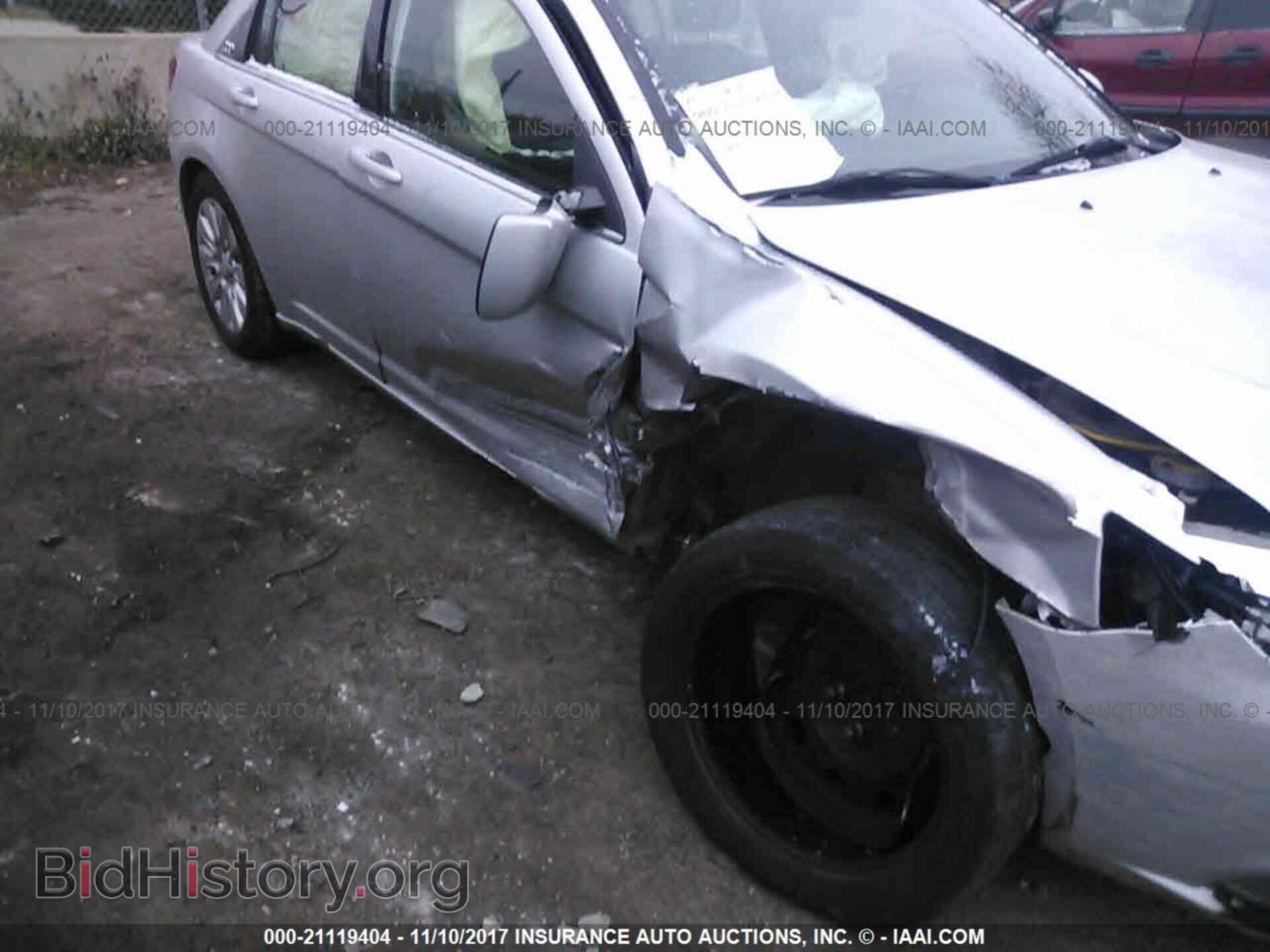 2011 Chrysler 200 - VIN: 1C3BC4FB0BN562796 - Фото 6