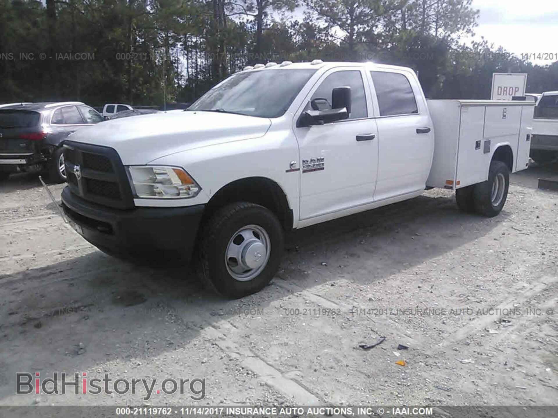 2014 Ram 3500 - VIN: 3C63RRGL0EG180307 - Фото 2