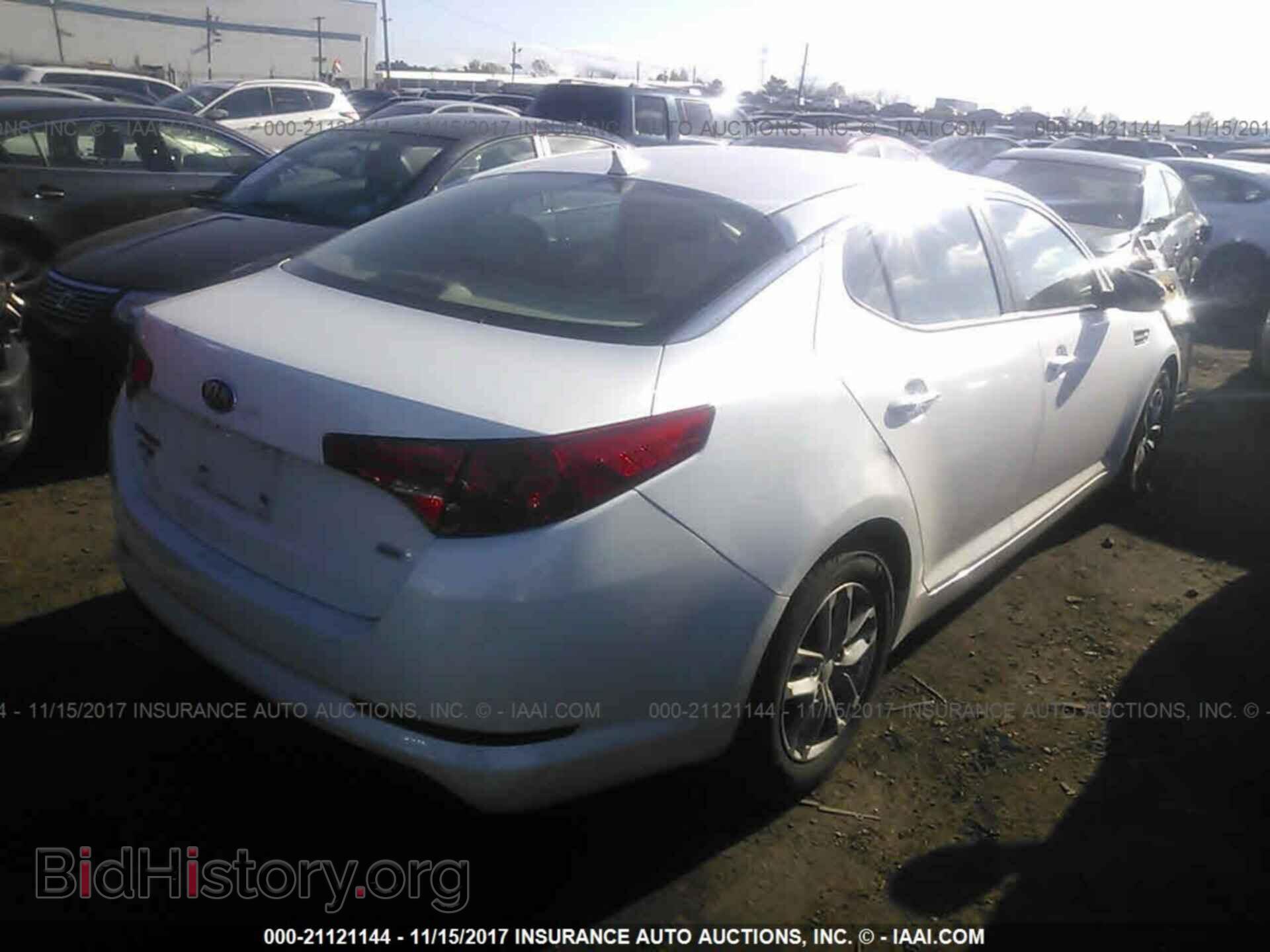 2013 Kia Optima - VIN: KNAGM4A79D5373002 - Photo 4