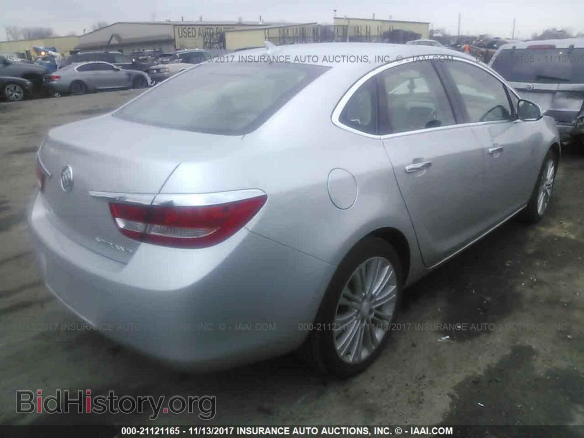 2014 Buick Verano - VIN: 1G4PP5SK8E4134725 - Photo 4