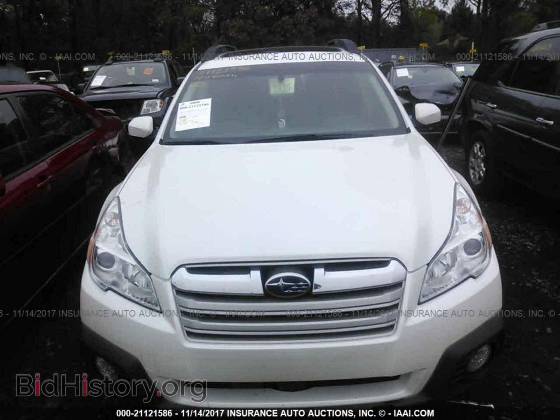 2014 Subaru Outback - VIN: 4S4BRCDC4E3236561 - Photo 6