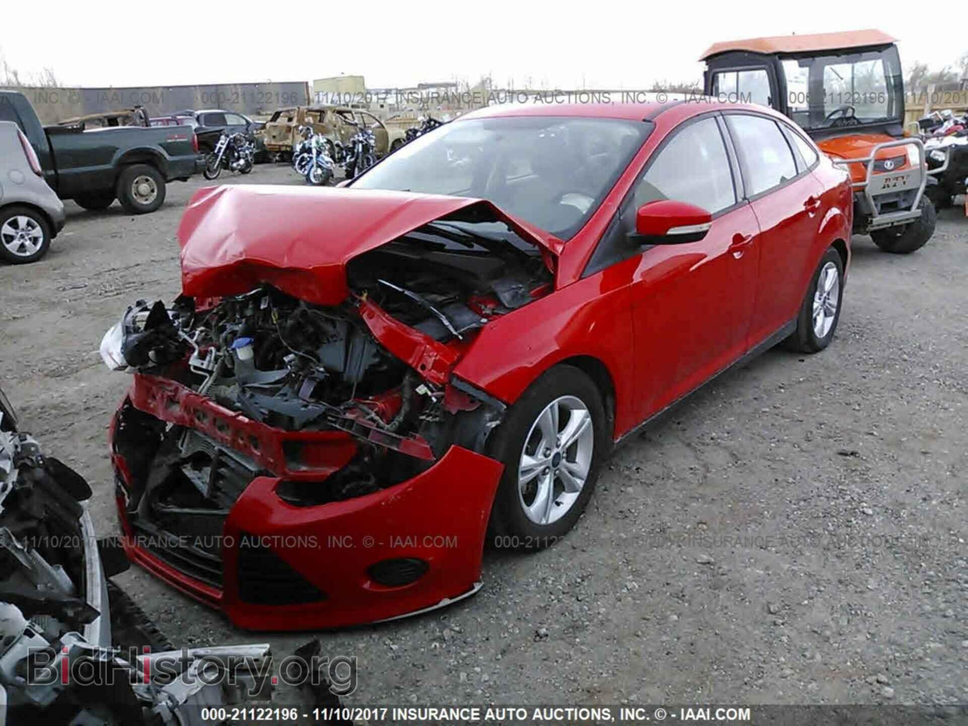 2014 Ford Focus - VIN: 1FADP3F27EL316918 - Photo 2