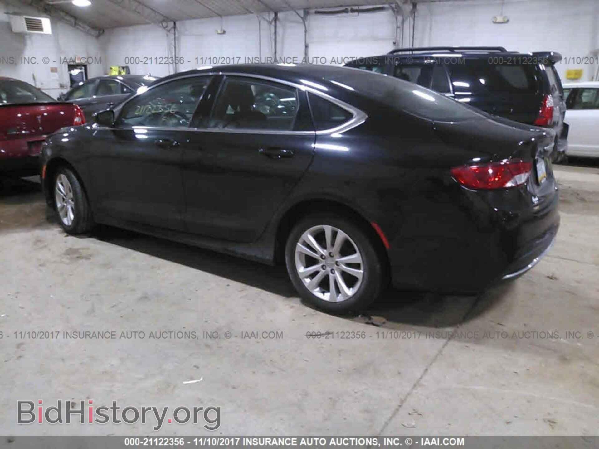 2015 Chrysler 200 - VIN: 1C3CCCAB3FN577305 - Photo 3