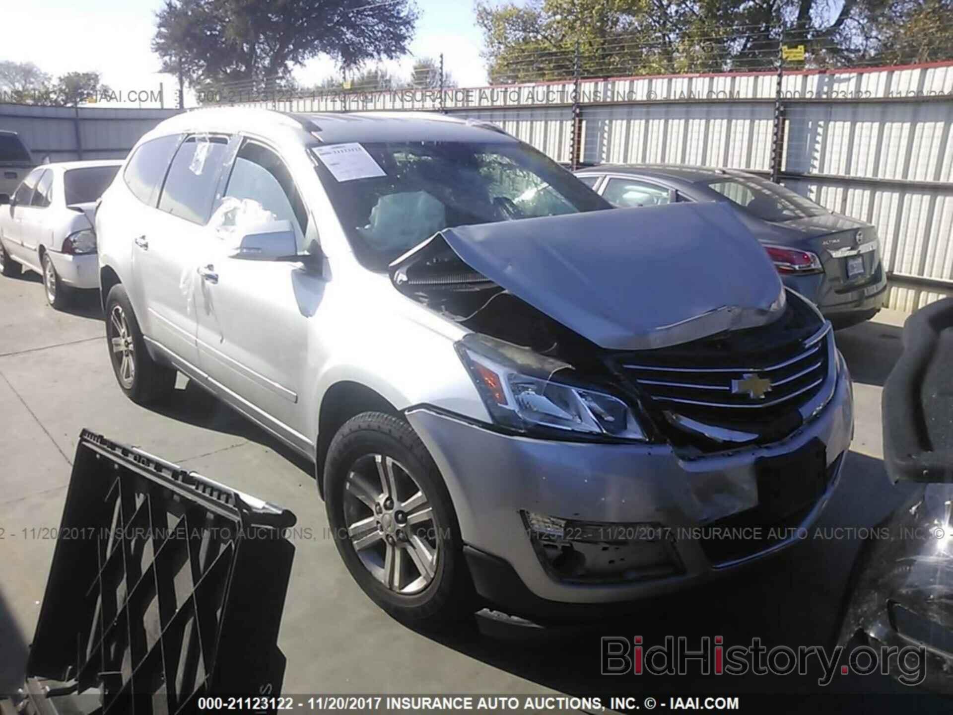 Photo 1GNKRHKD5EJ310960 - Chevrolet Traverse 2014