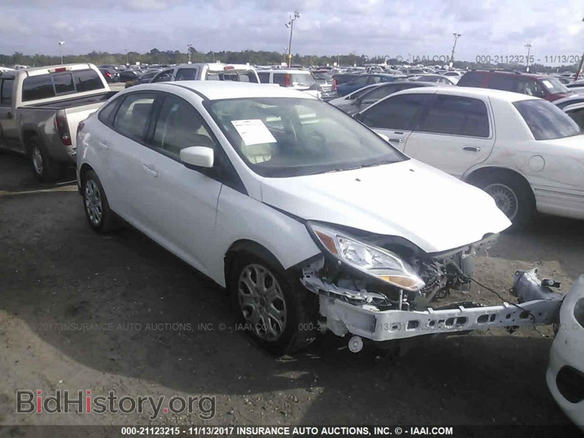 Photo 1FAHP3F25CL225046 - Ford Focus 2012