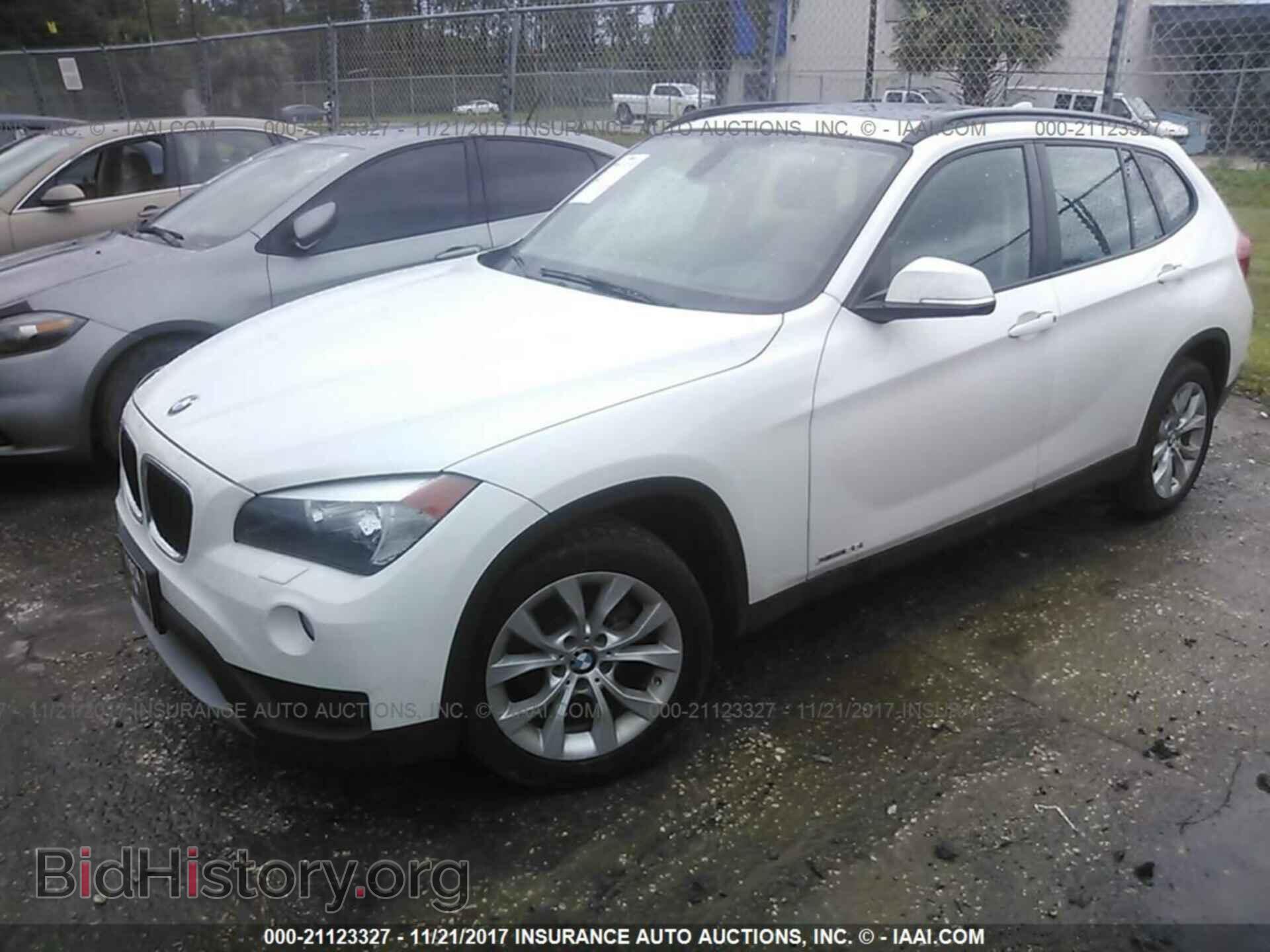 2014 Bmw X1 - VIN: WBAVL1C59EVY23642 - Фото 2