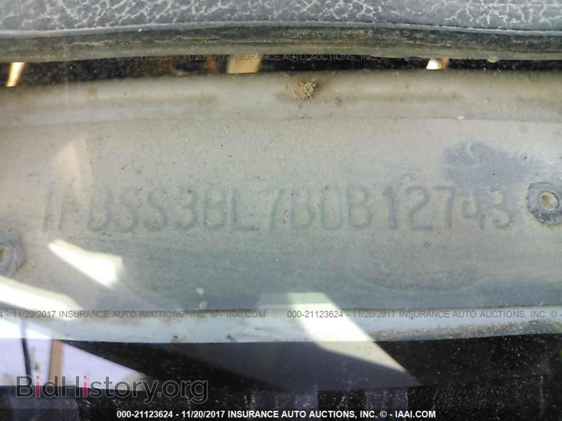 2011 Ford Econoline - VIN: 1FBSS3BL7BDB12743 - Photo 9