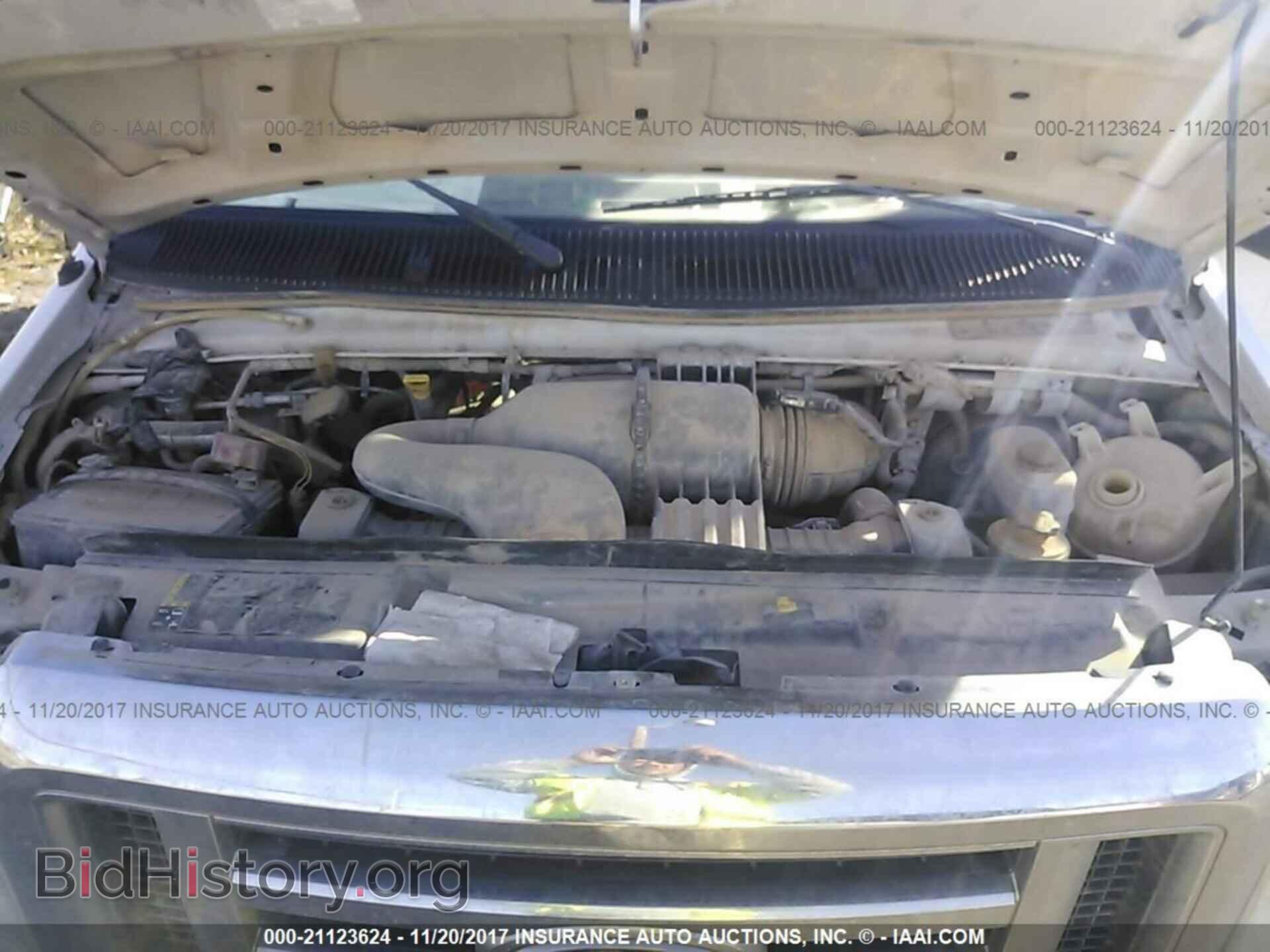 2011 Ford Econoline - VIN: 1FBSS3BL7BDB12743 - Photo 10