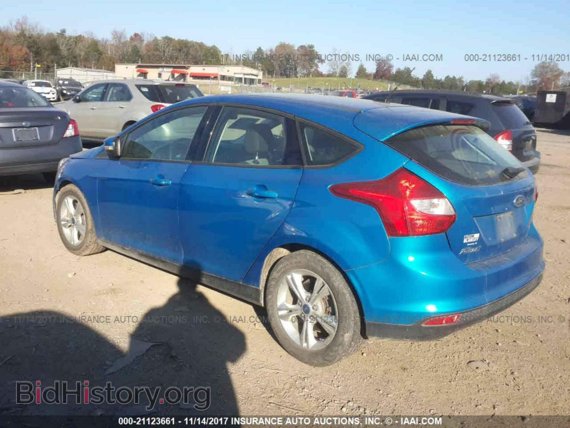 2012 Ford Focus - VIN: 1FAHP3K22CL189306 - Photo 3