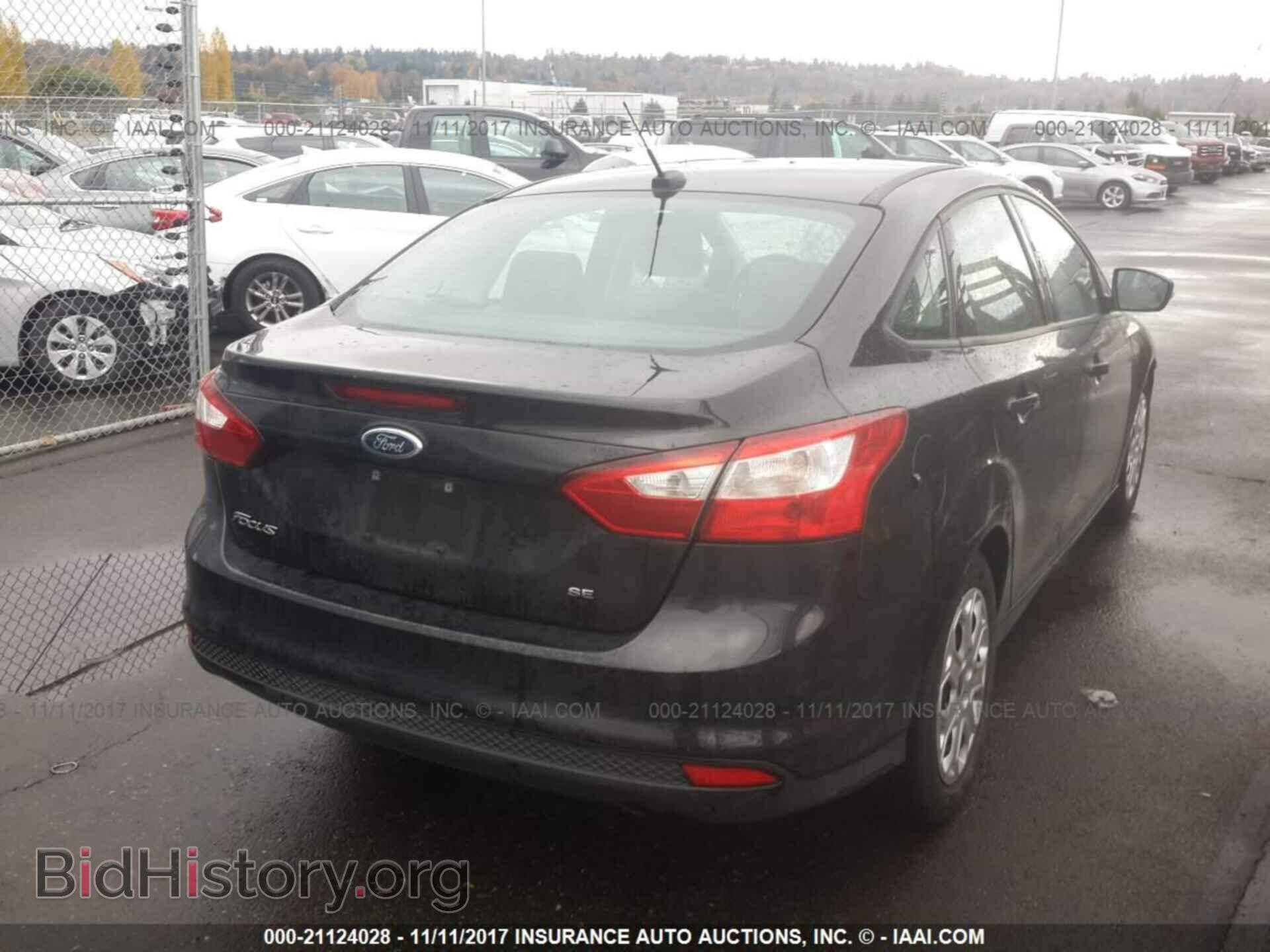 2012 Ford Focus - VIN: 1FAHP3F25CL362858 - Photo 4