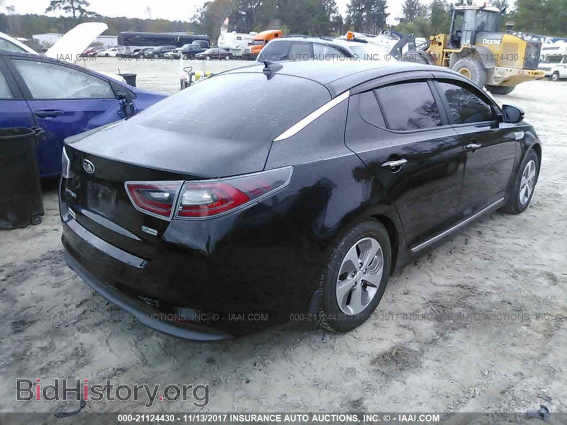 2015 Kia Optima - VIN: KNAGM4AD0F5090304 - Photo 4