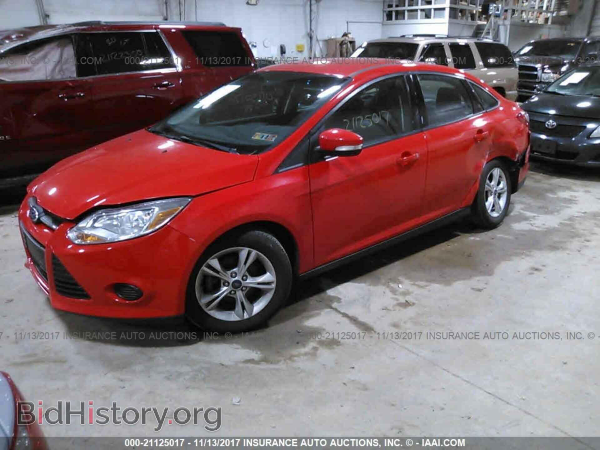 2014 Ford Focus - VIN: 1FADP3F20EL240944 - Photo 2