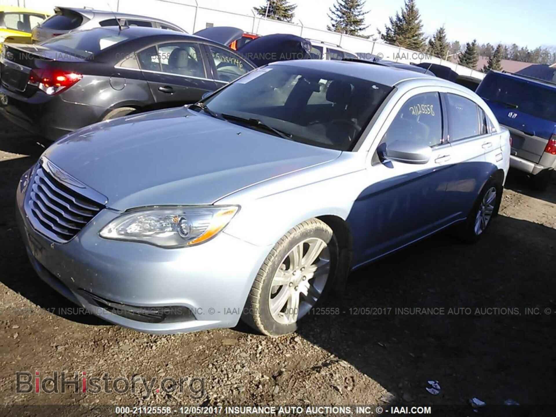 2012 Chrysler 200 - VIN: 1C3CCBBB1CN197741 - Фото 2