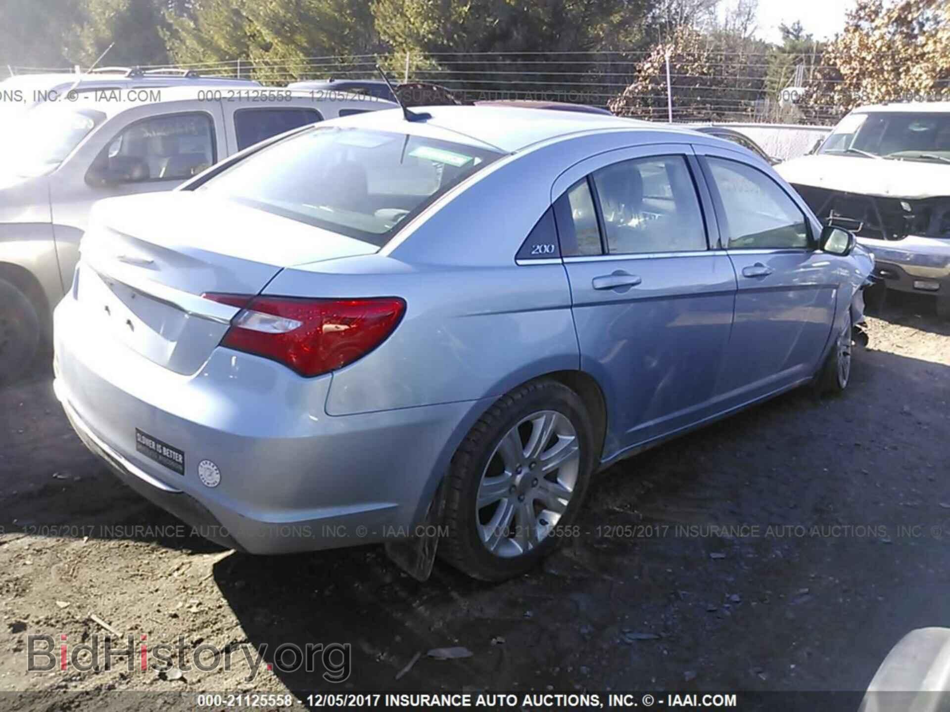 2012 Chrysler 200 - VIN: 1C3CCBBB1CN197741 - Фото 4
