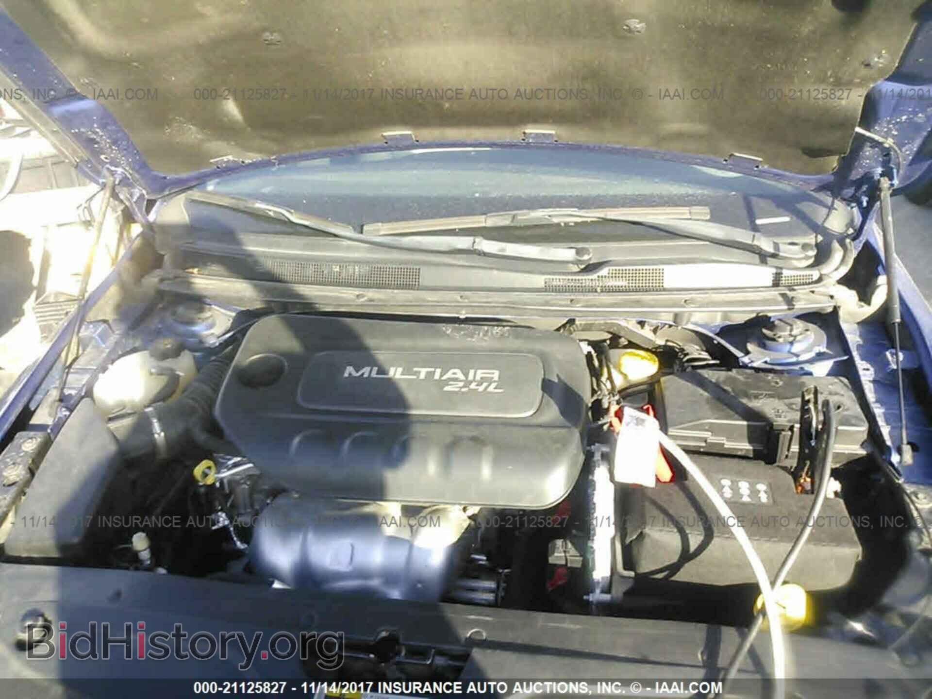 2015 Chrysler 200 - VIN: 1C3CCCAB7FN532285 - Photo 10