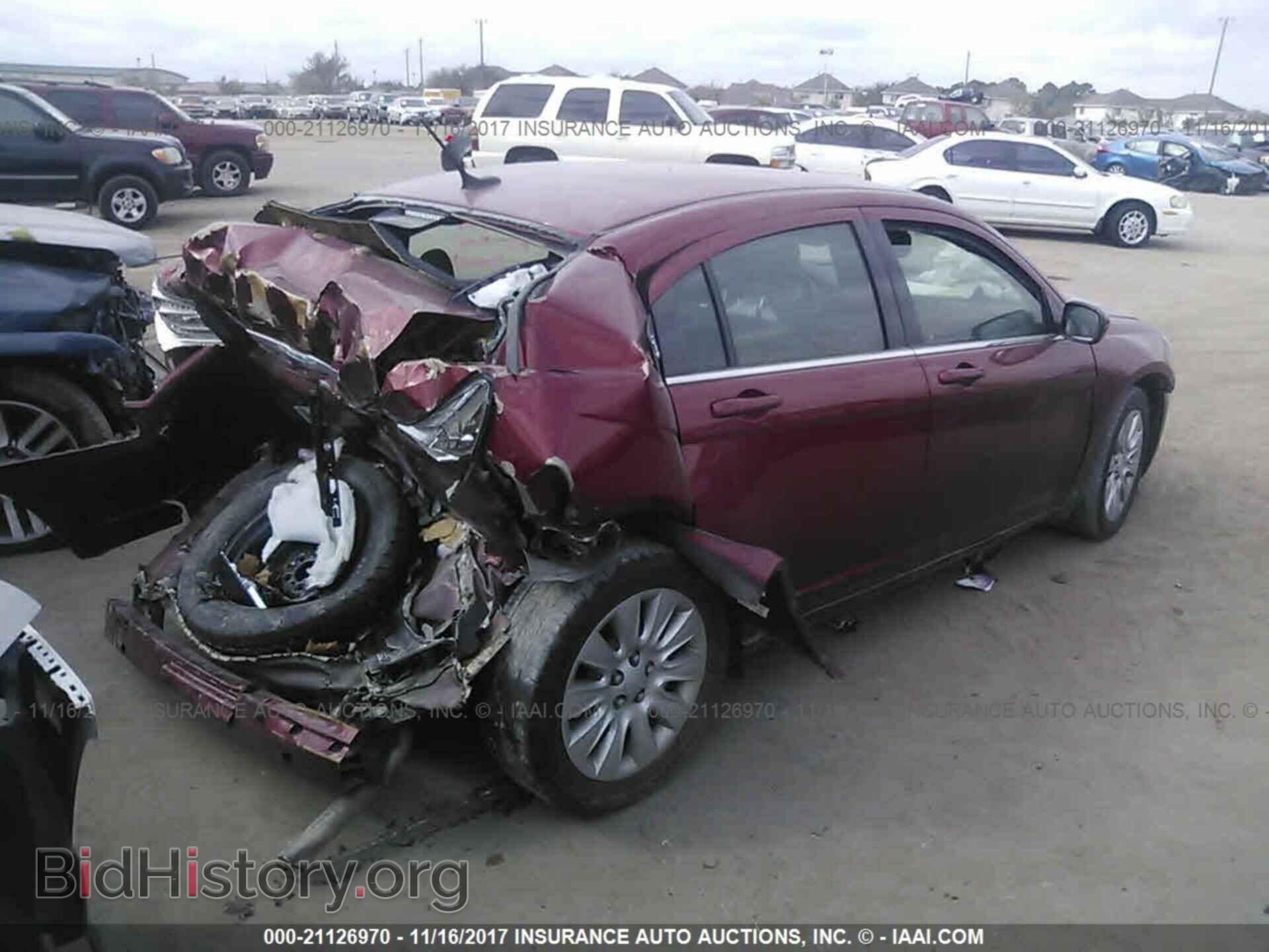 2014 Chrysler 200 - VIN: 1C3CCBAB2EN209514 - Фото 4