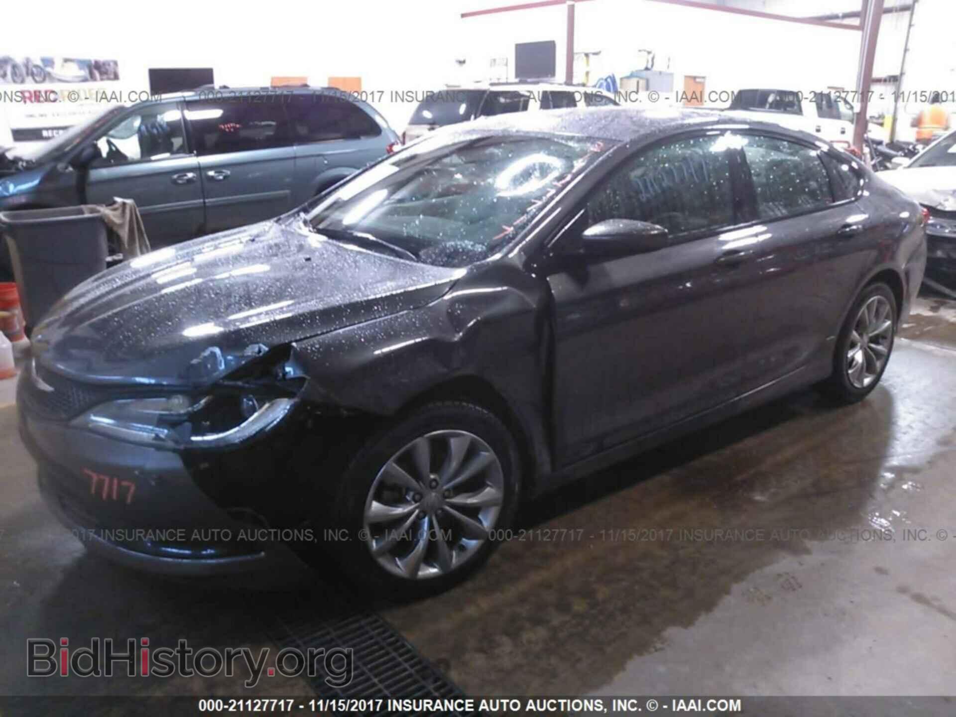 2015 Chrysler 200 - VIN: 1C3CCCBB0FN546298 - Photo 2