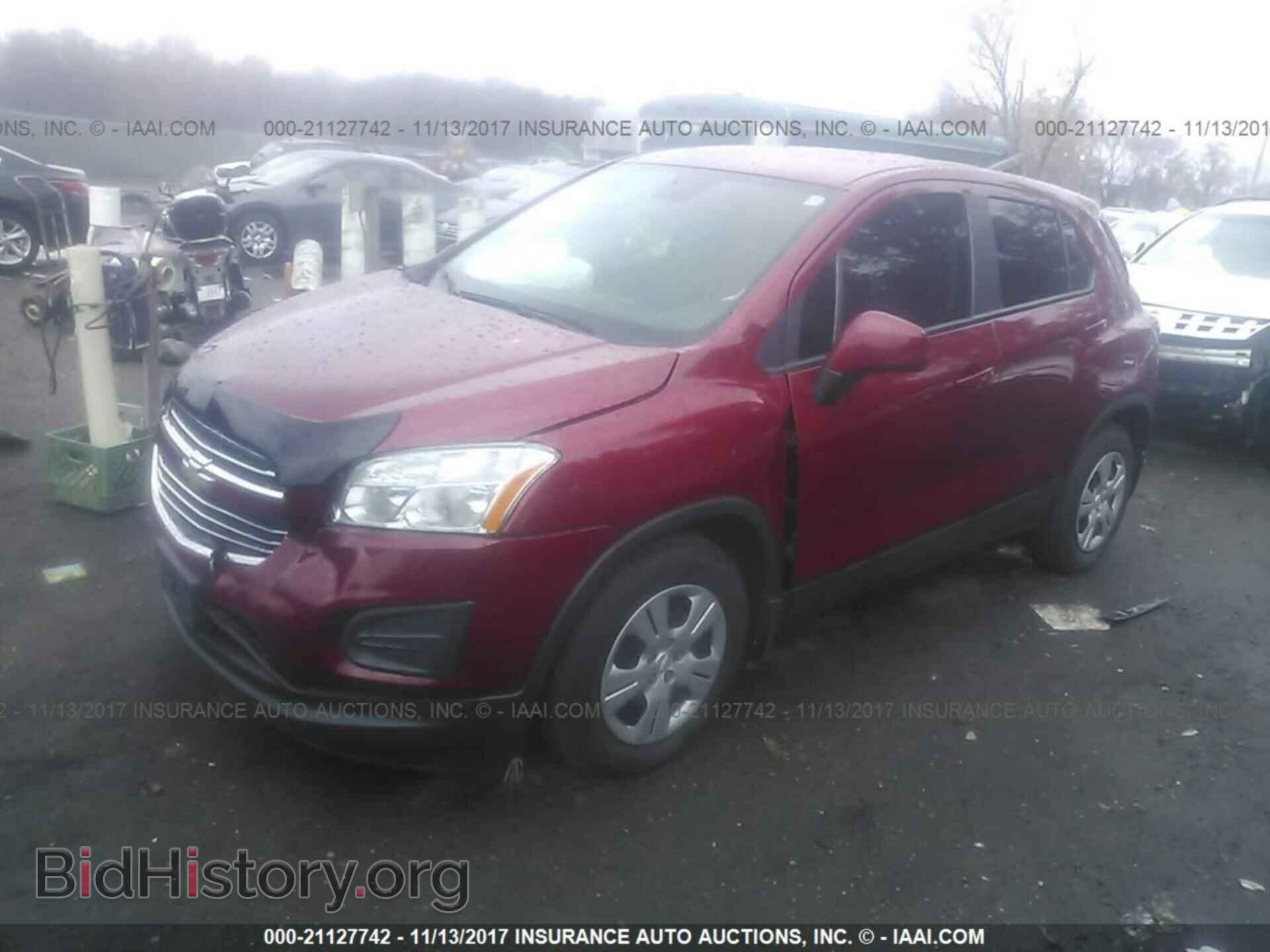2015 Chevrolet Trax - VIN: KL7CJKSB8FB059490 - Фото 2