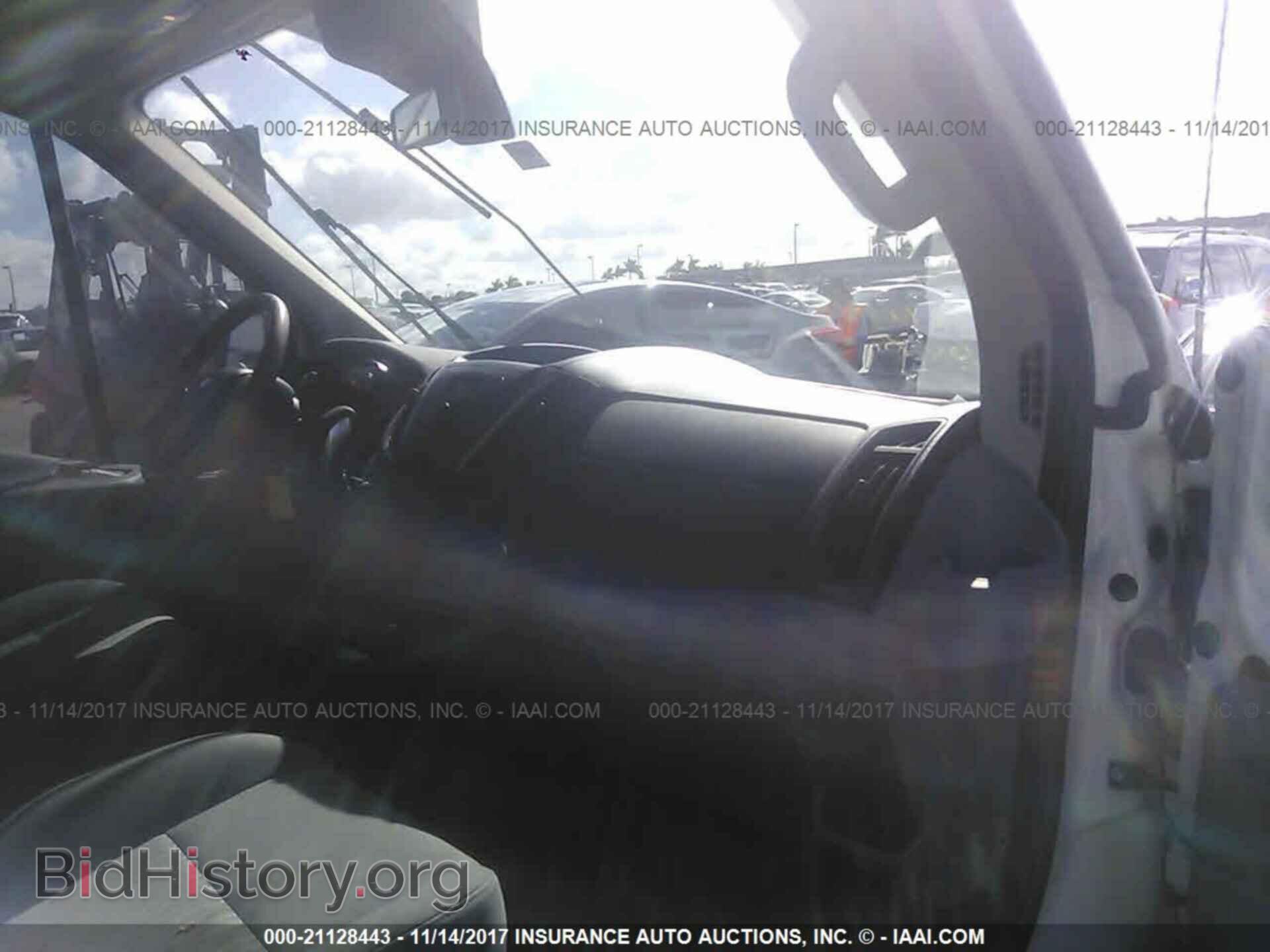 2016 Ford Transit - VIN: 1FTYR2CM8GKA24760 - Photo 5
