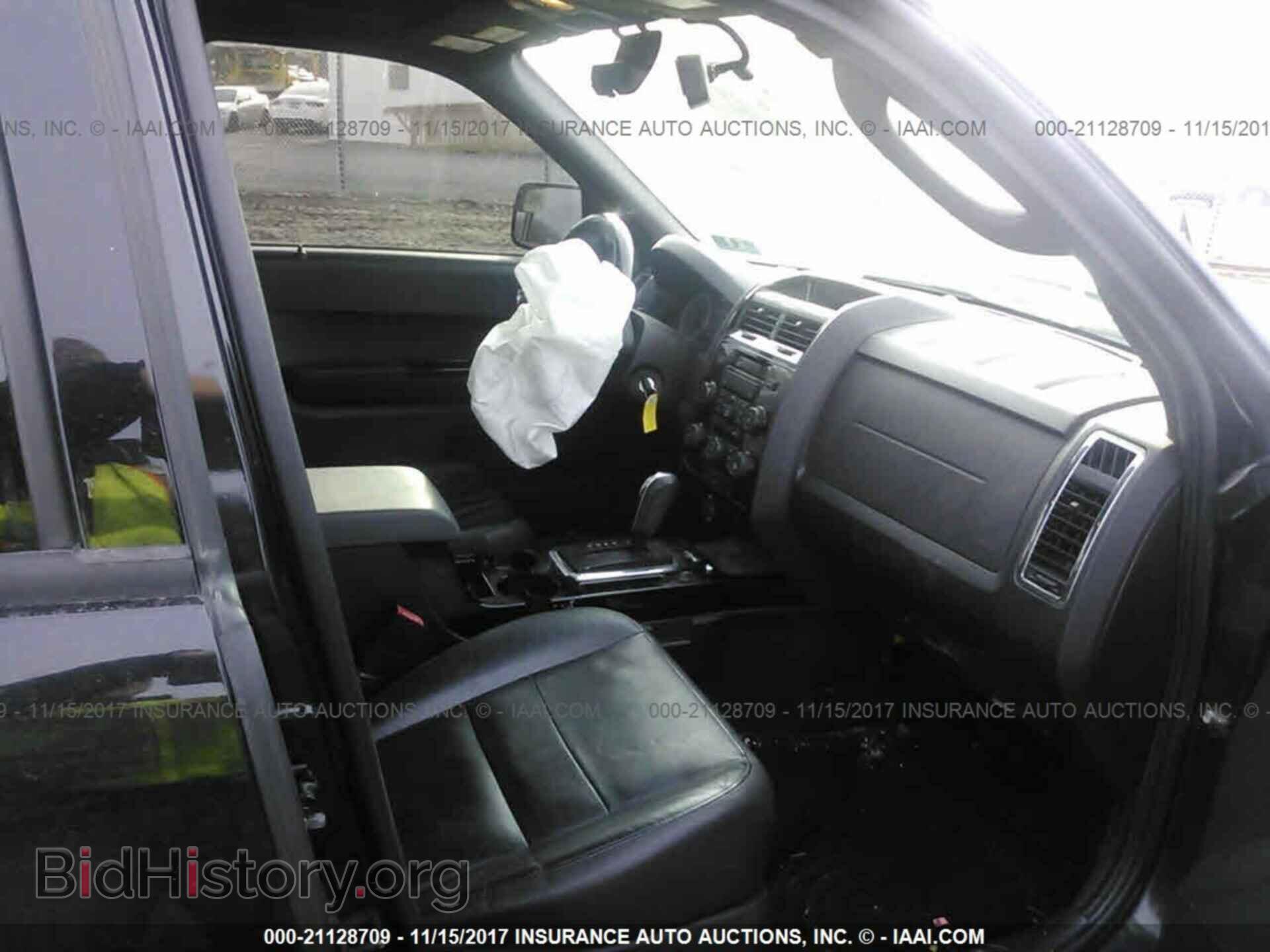 2011 Ford Escape - VIN: 1FMCU9E76BKA80290 - Фото 5