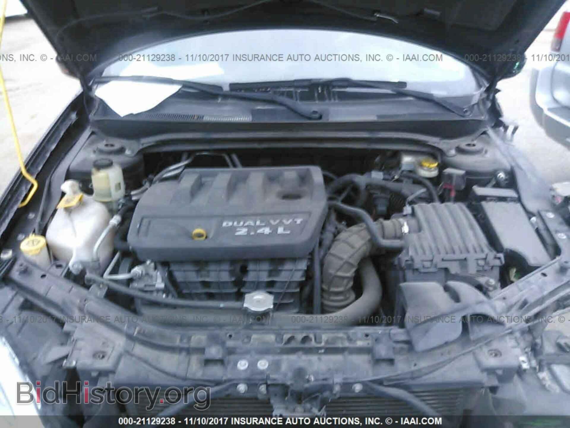 2013 Chrysler 200 - VIN: 1C3CCBBB4DN743529 - Фото 10