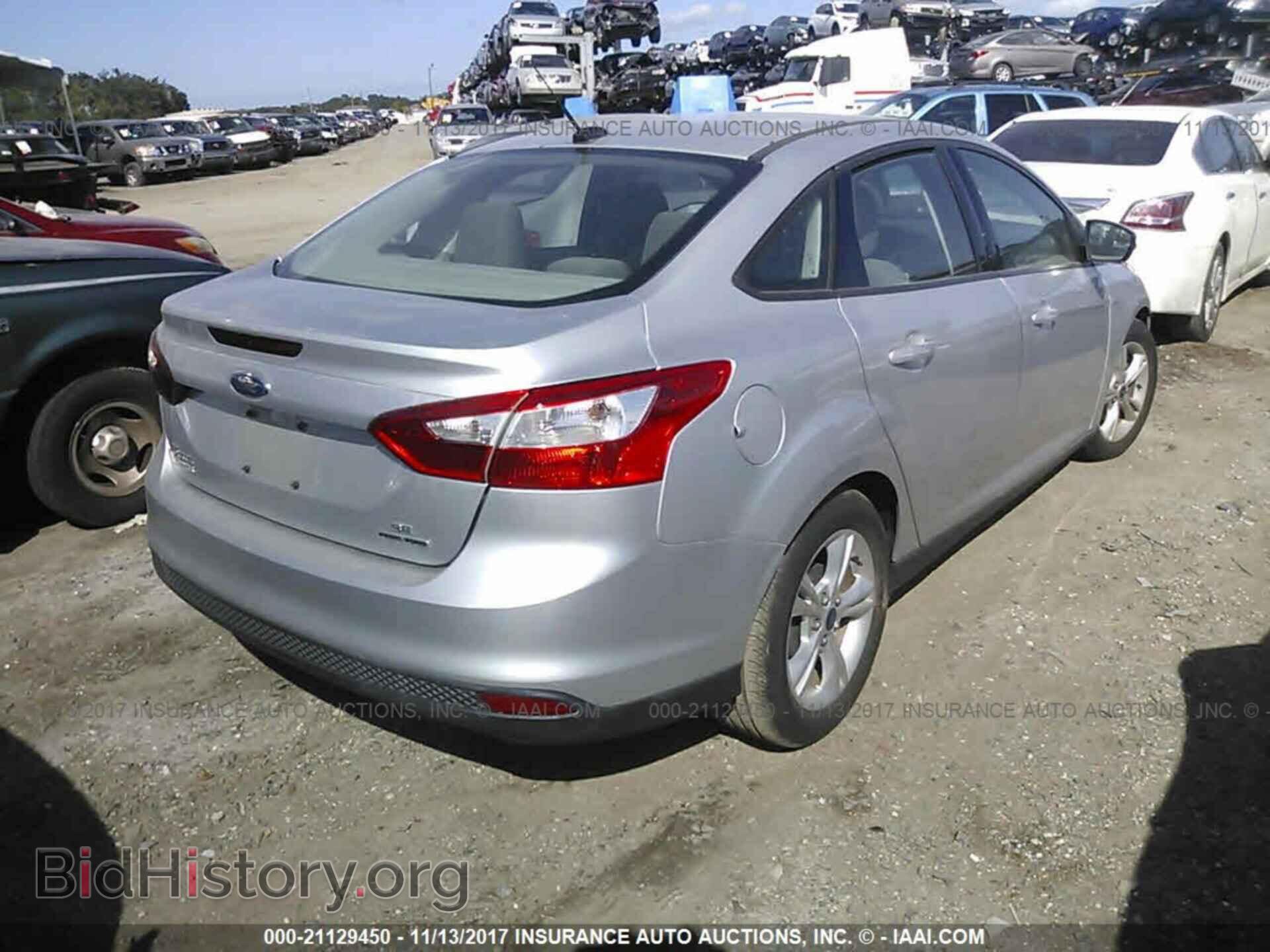 2014 Ford Focus - VIN: 1FADP3F22EL368280 - Photo 4