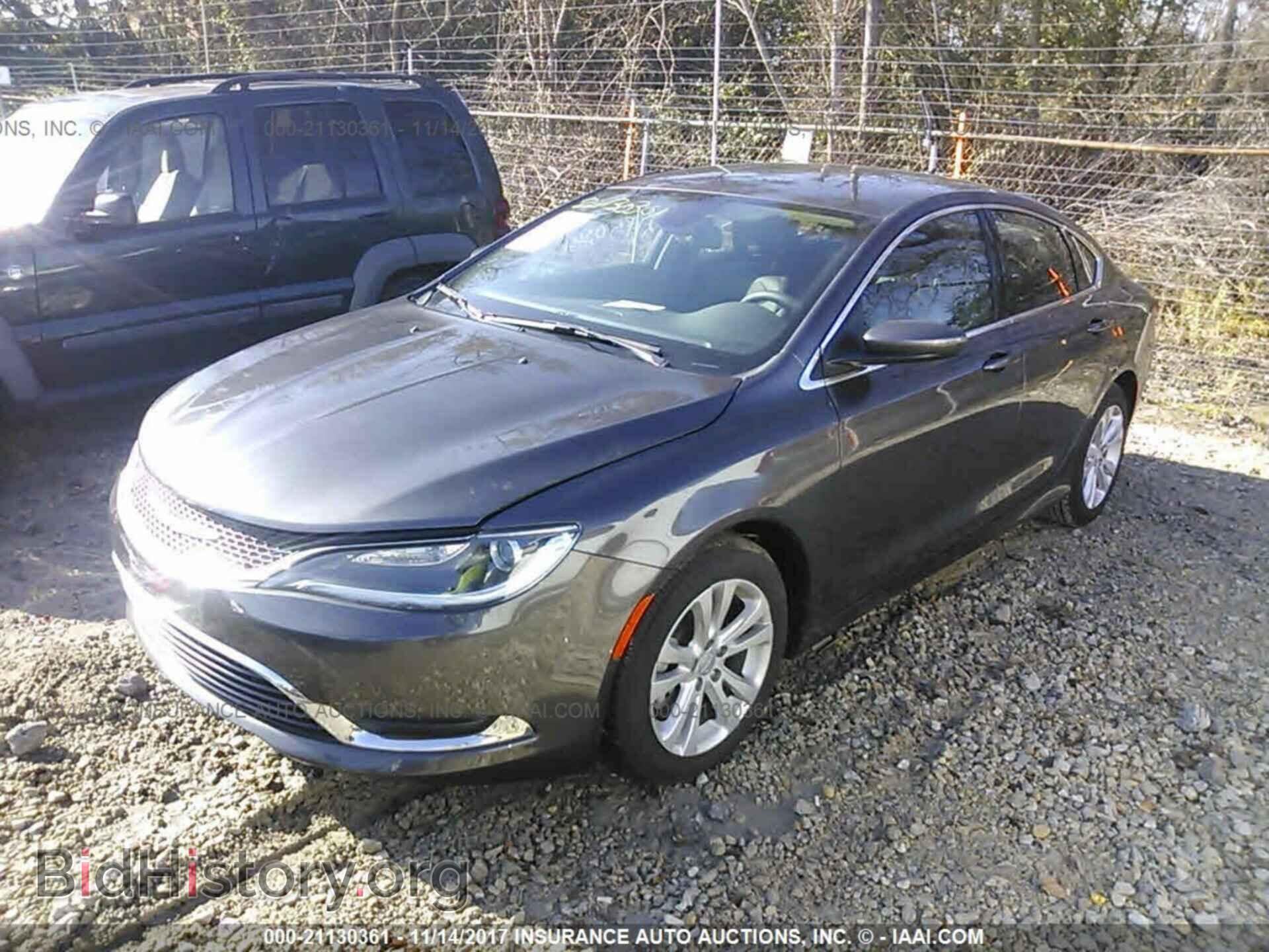 2017 Chrysler 200 - VIN: 1C3CCCAB6HN506327 - Фото 2